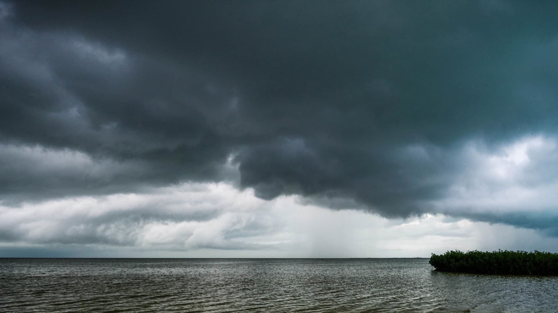 Cielo nublado previo a tormenta en Quintana Roo en enero 2025