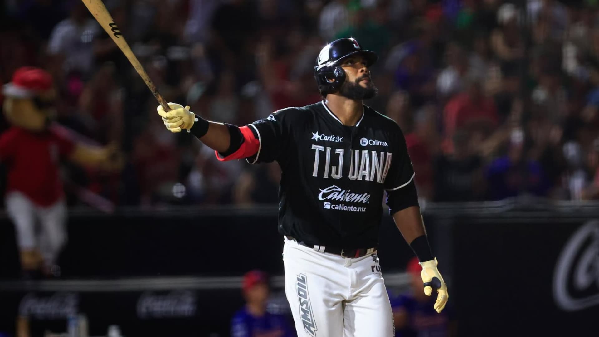 Franchy Cordero marcó un cuadrangular en el segundo juego de la Serie del Rey 2026 ante Olmecas de Tabasco