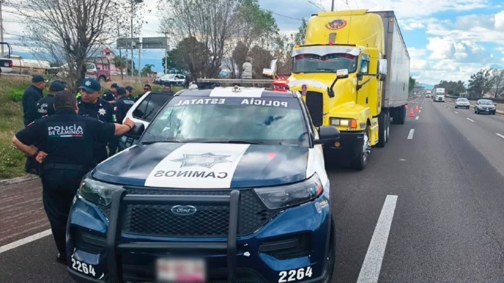 Dos Detenidos Tráiler Robado Recuperado Periférico Ecológico Coronango Puebla