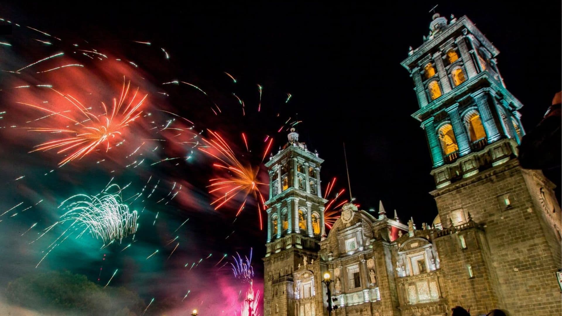 Transporte nocturno para el Grito de Independencia 2026 este 15 de septiembre