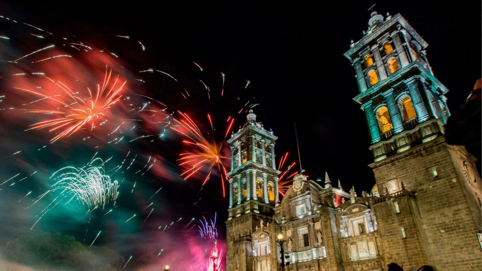 Transporte nocturno para el Grito de Independencia 2026 este 15 de septiembre