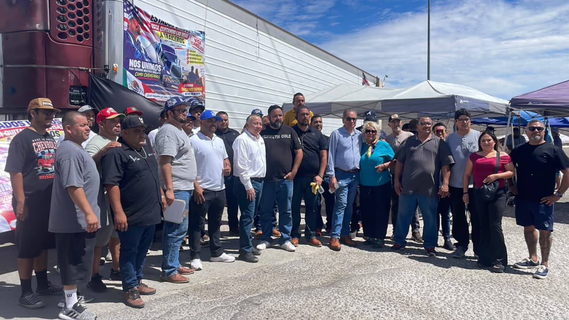 Transportistas Liberan Aduana Comercial de Mexicali Tras Cuatro Días de Bloqueo