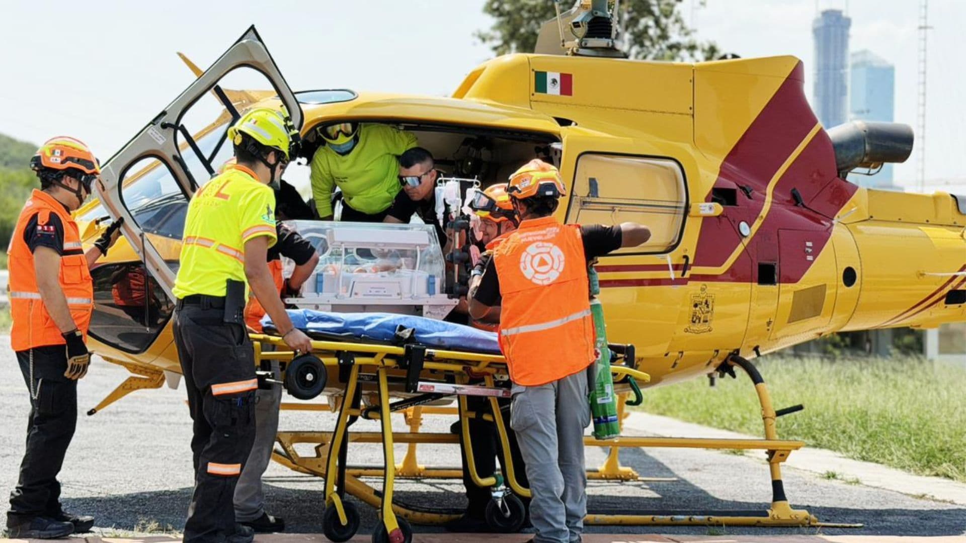 Trasladan Vía Aérea a Recién Nacido por Problemas de Salud Desde Dr. Arroyo a San Nicolás, NL