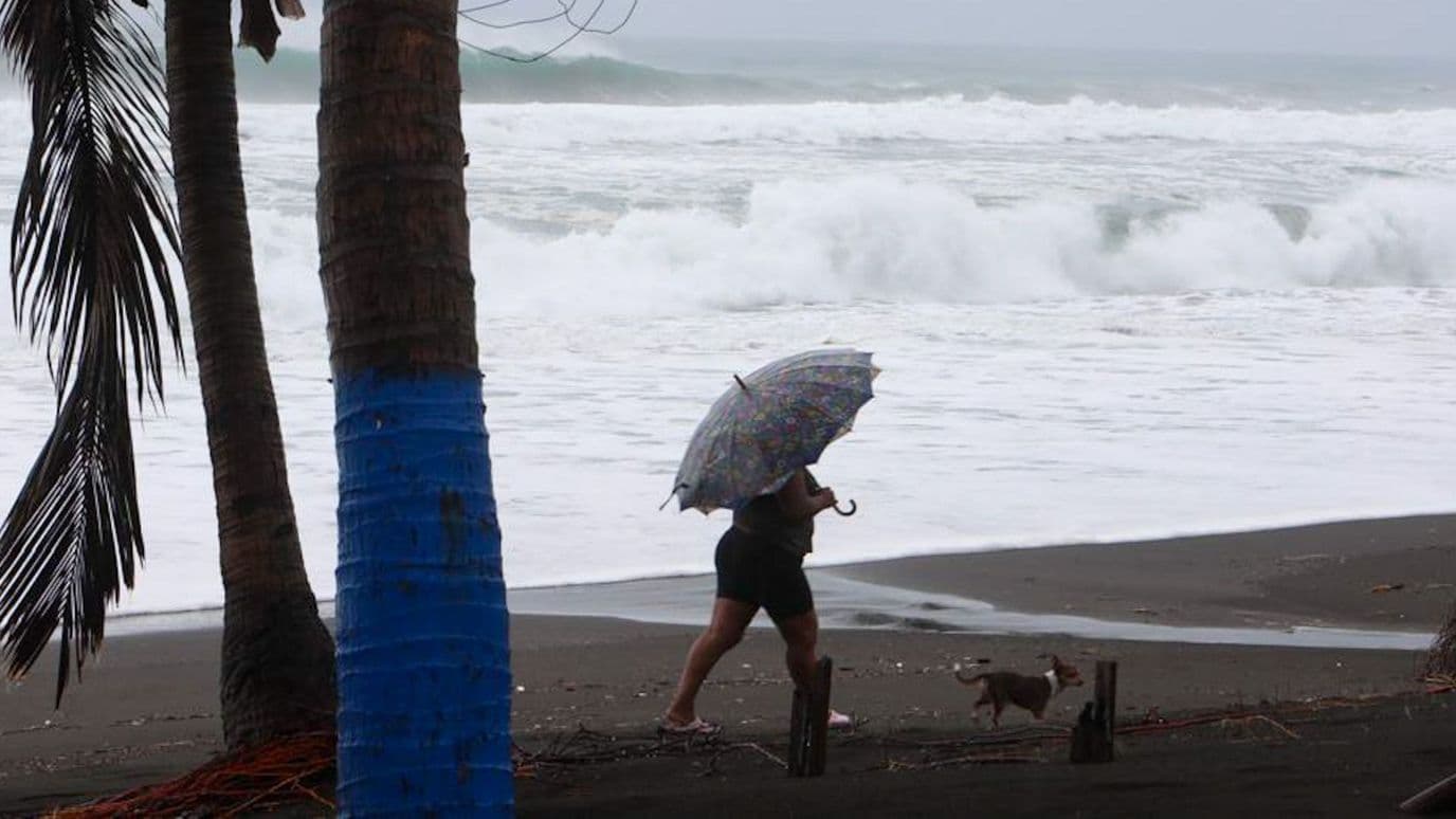 Afectaciones del huracán Simon en Colima el 11 de octubre 2026. Foto: Cuartoscuro