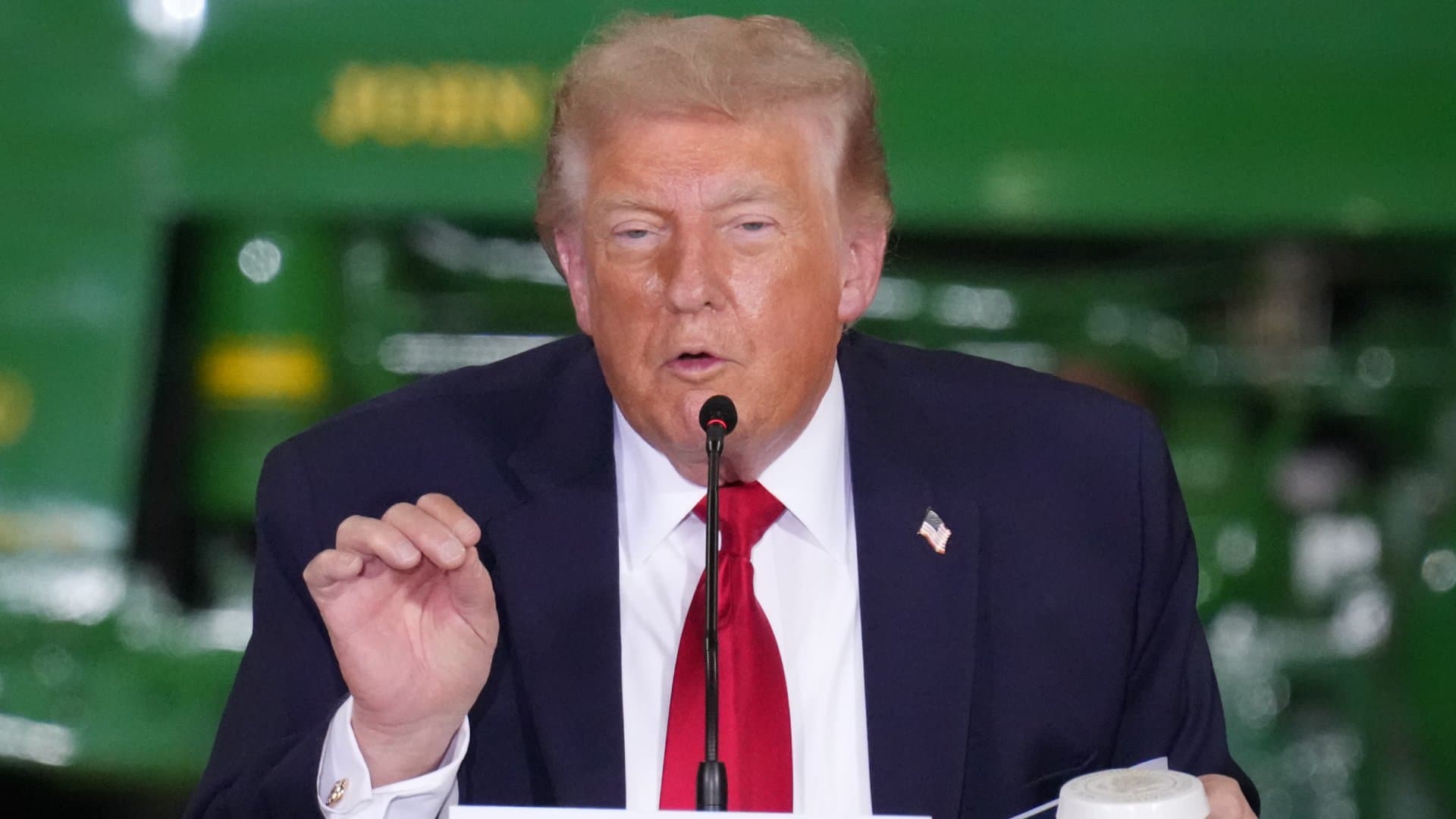 Trump pedirá a Netanyahu que no haya represalias por ataque con drones de Irán.