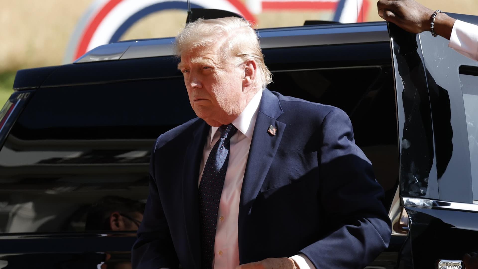 Donald Trump, presidente de EUA, a su llegada a Francia para Cumbre del G7