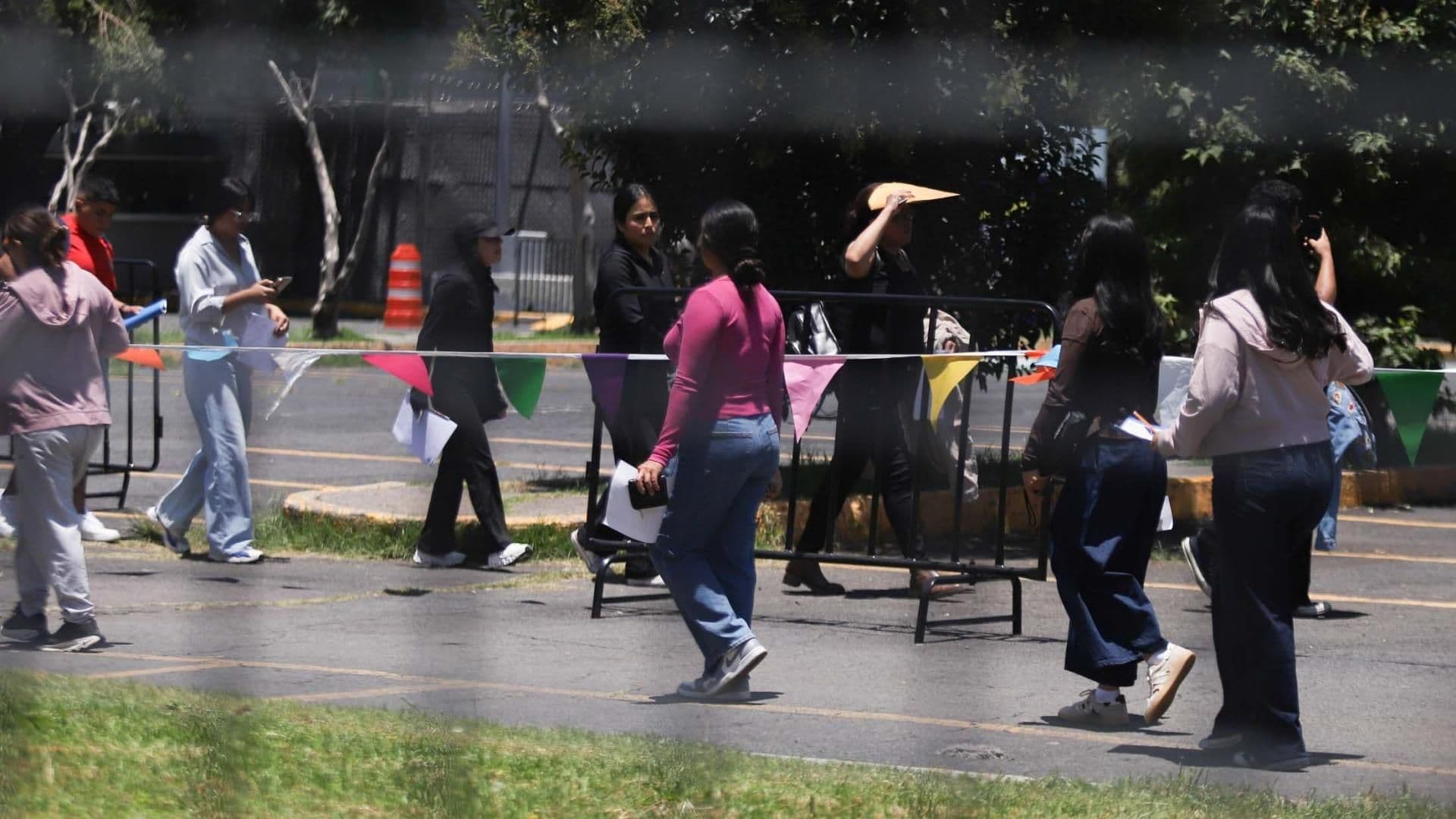 Aspirantes a licenciatura acuden al examen de control presencial de la UNAM en CDMX el 19 de agosto 2026. Foto: Cuartoscuro