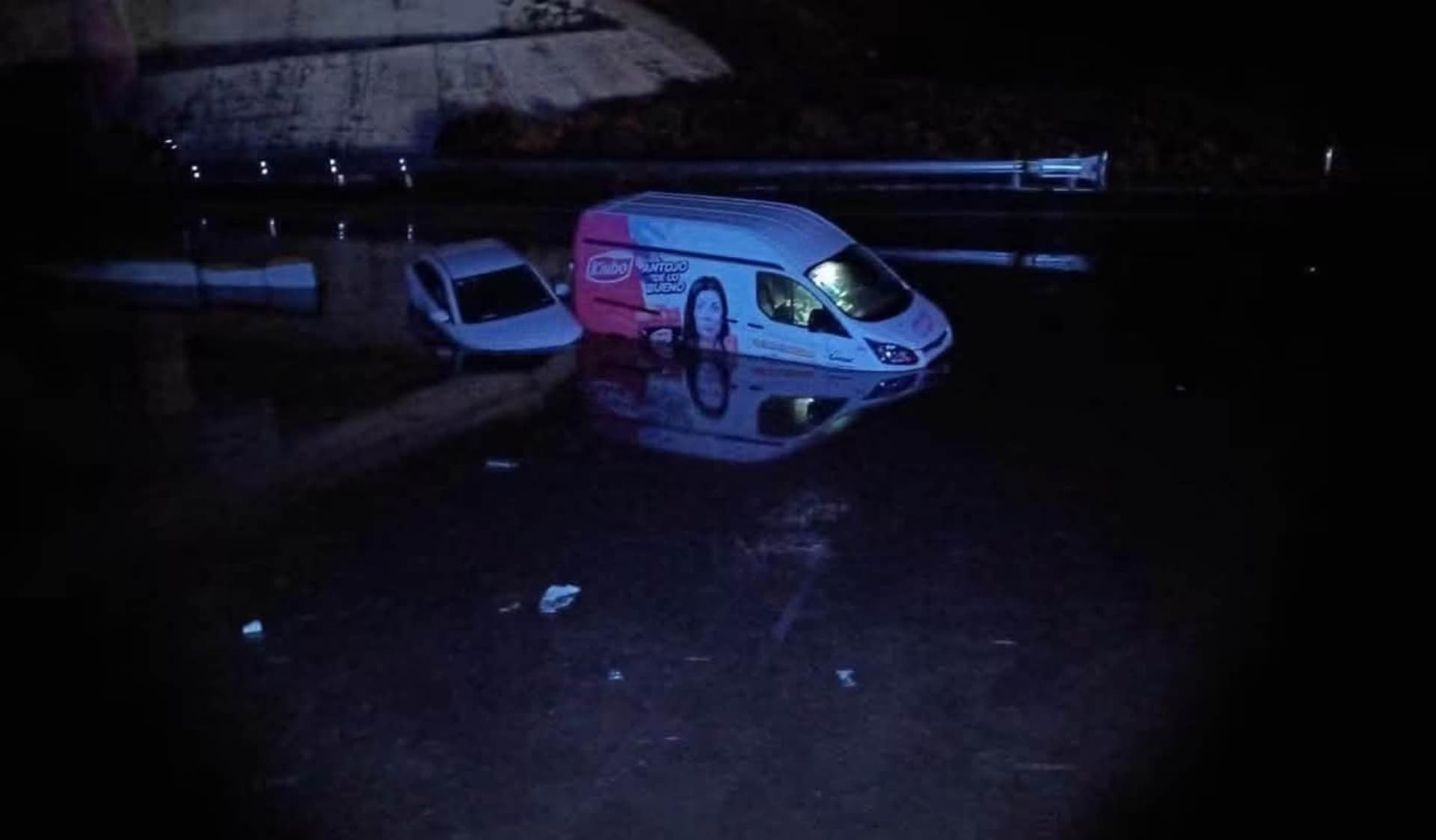 La inundación superó el metro de altura.