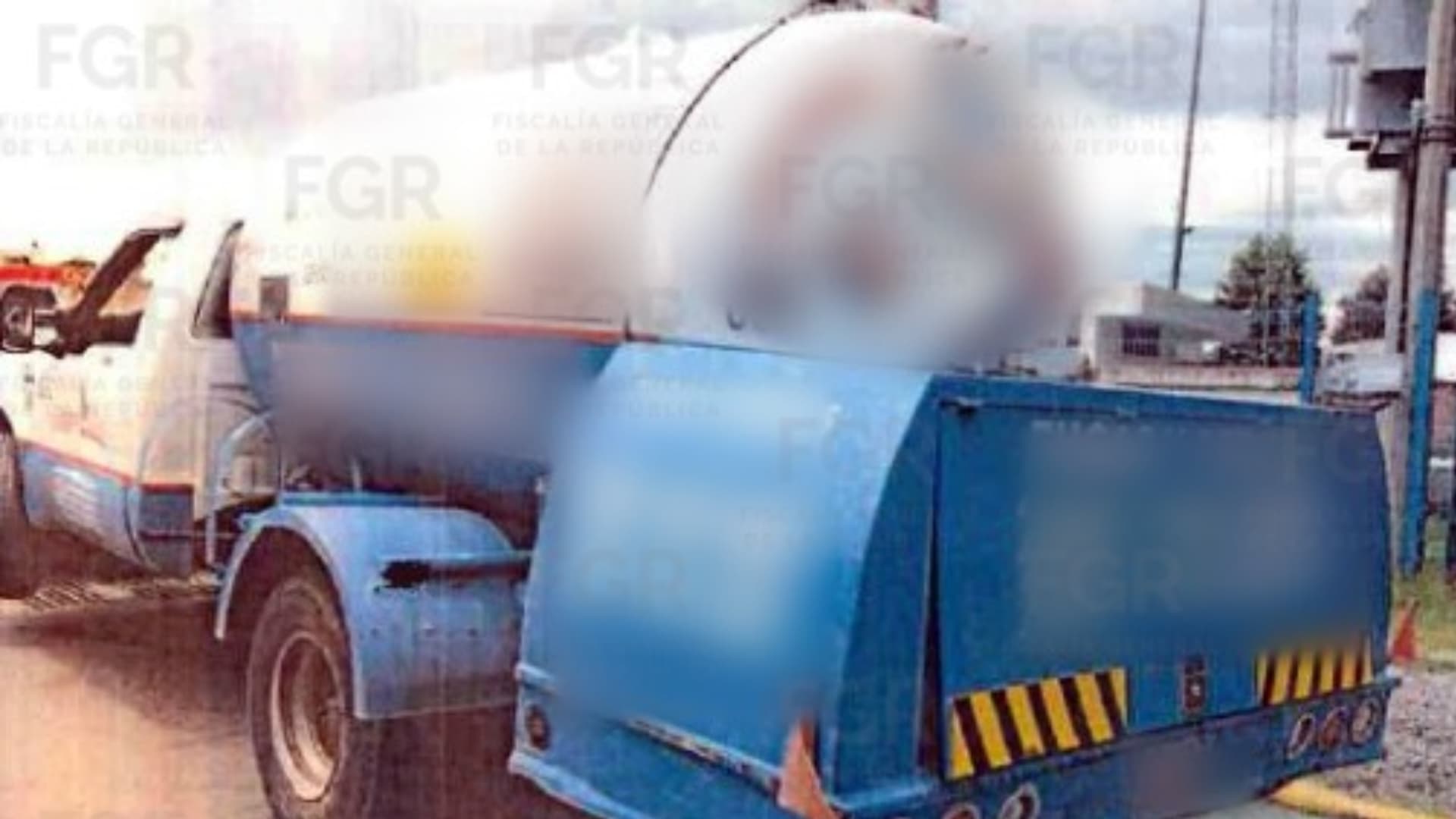 Vinculados Dos Sujetos Tres Mil Litros Hidrocarburo San Mateo Tlaixpan Tecamachalco Puebla