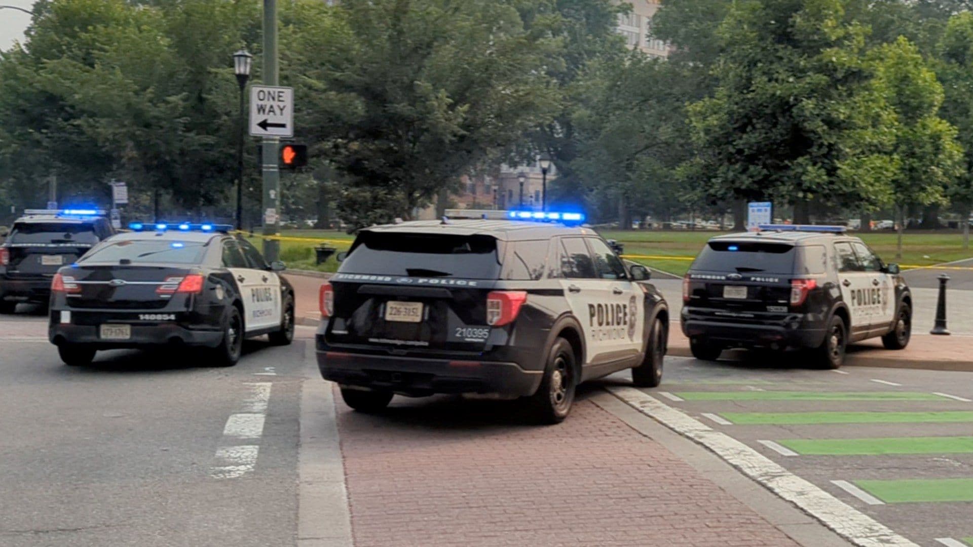 Operativo policial por un tiroteo en Virginia en junio de 2023. Foto: Reuters
