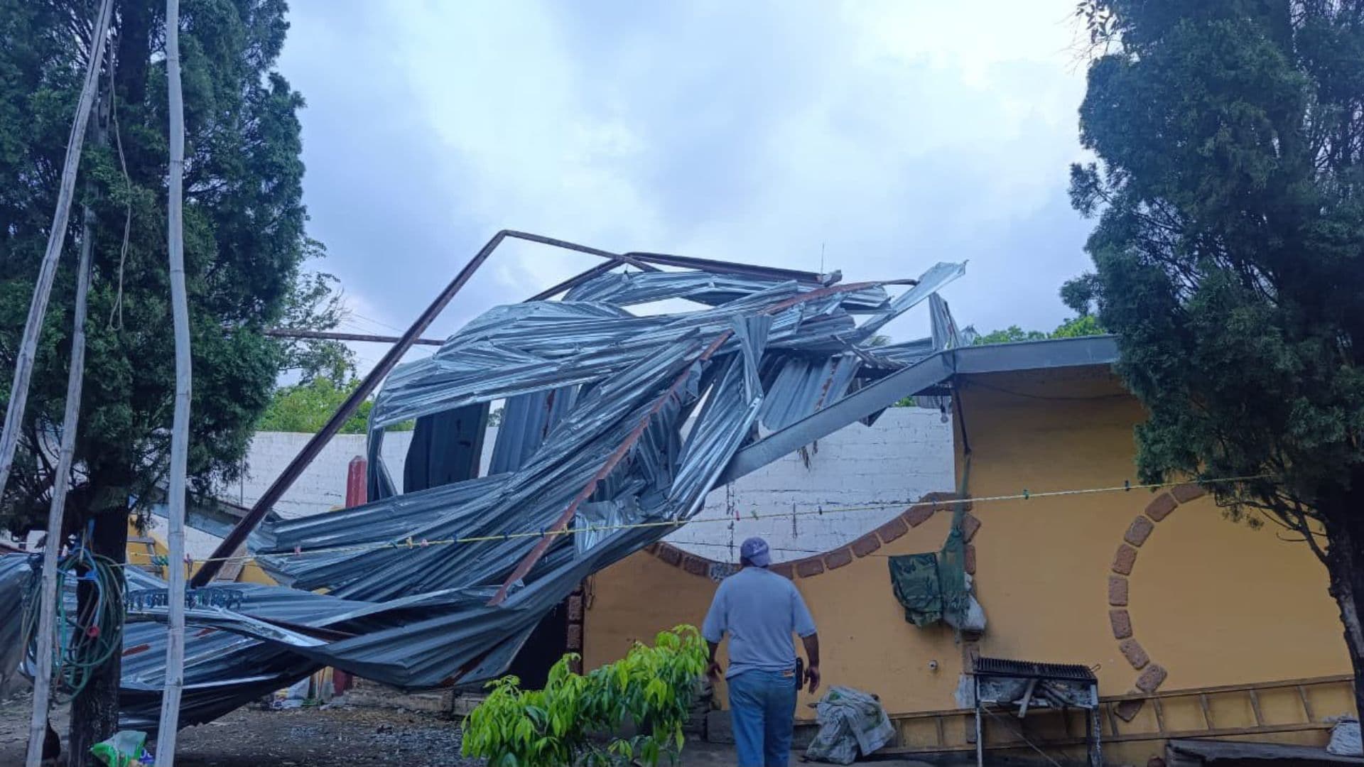 Afectaciones por Lluvia en 20 Viviendas de El Tepetate Xicotepec Puebla