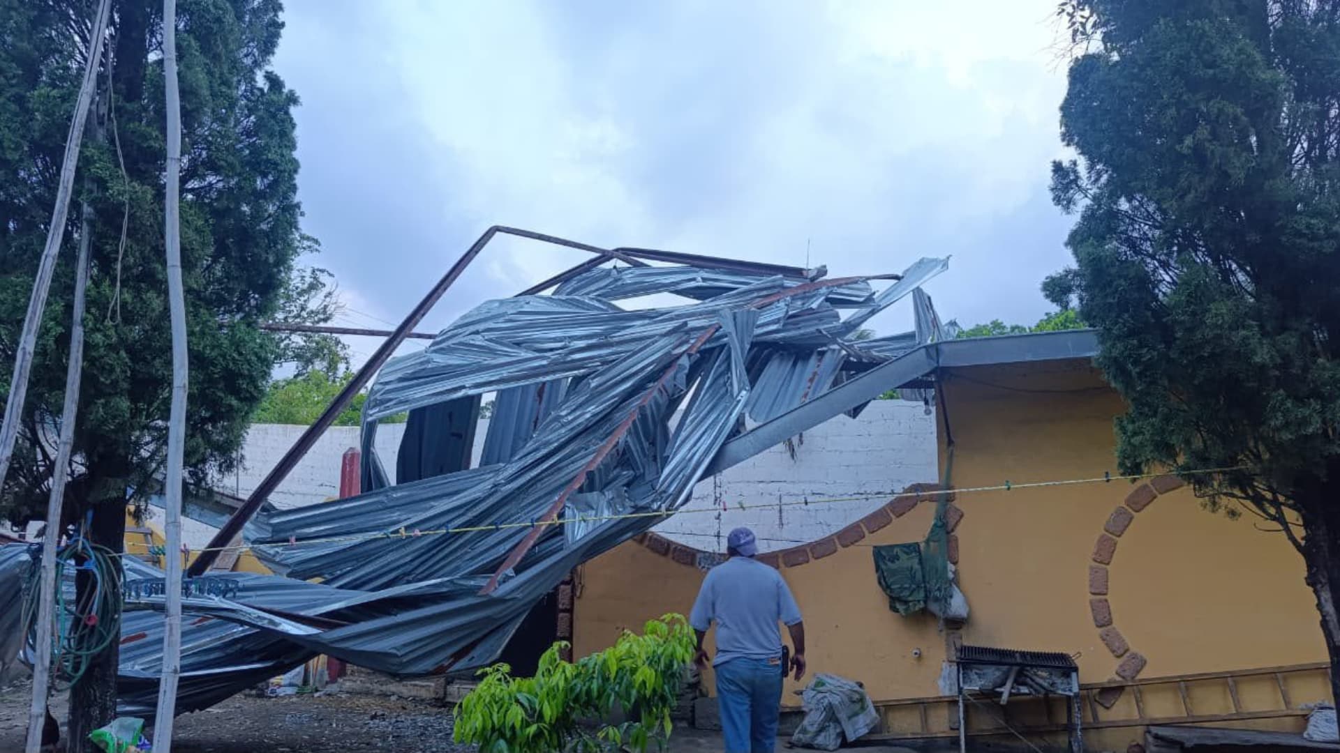 Fuerte Lluvia Deja 20 Viviendas Afectadas en Junta Auxiliar de Xicotepec, Puebla