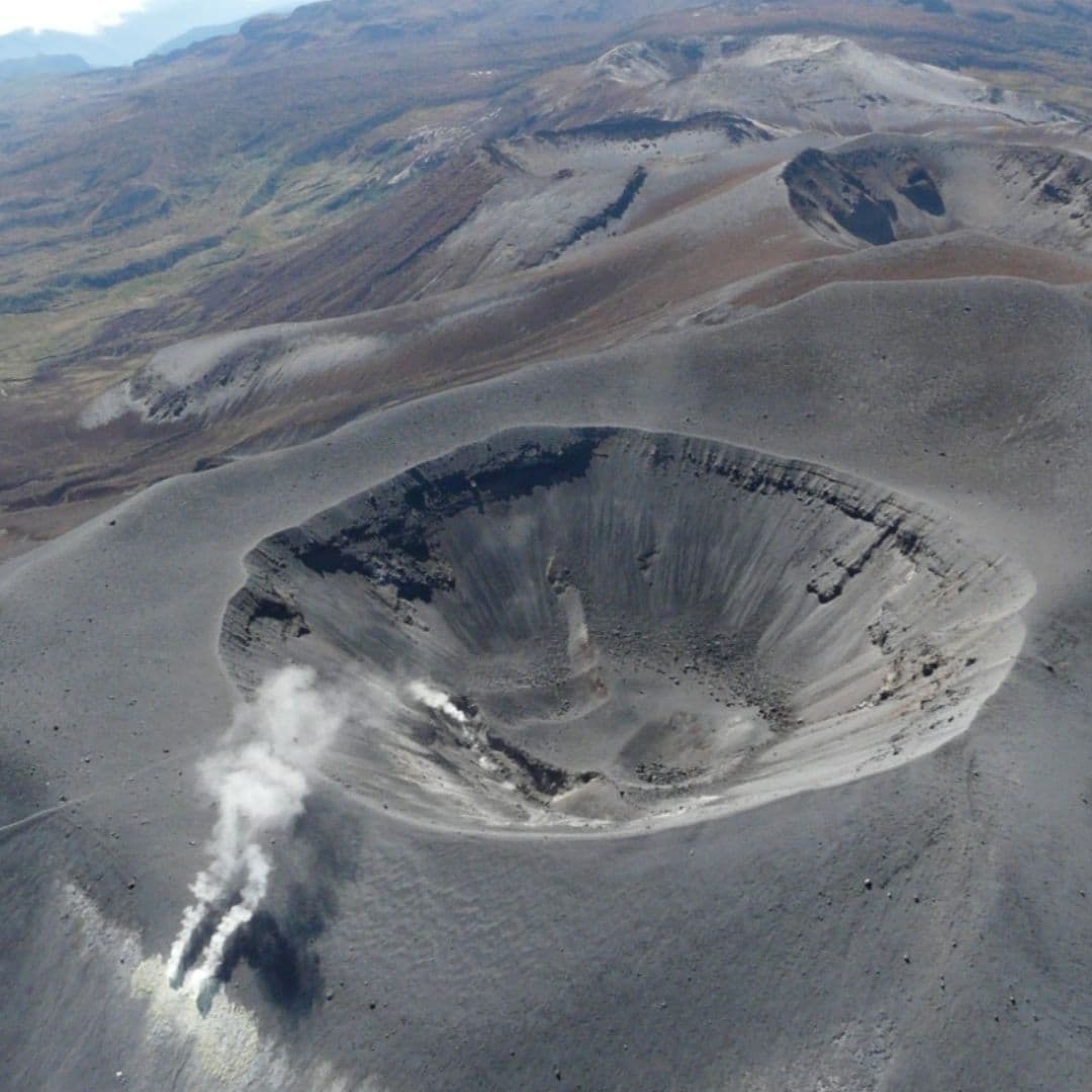 Volcán Puracé Entra en Alerta Naranja tras Actividad Inédita; Preparan Posibles Evacuaciones