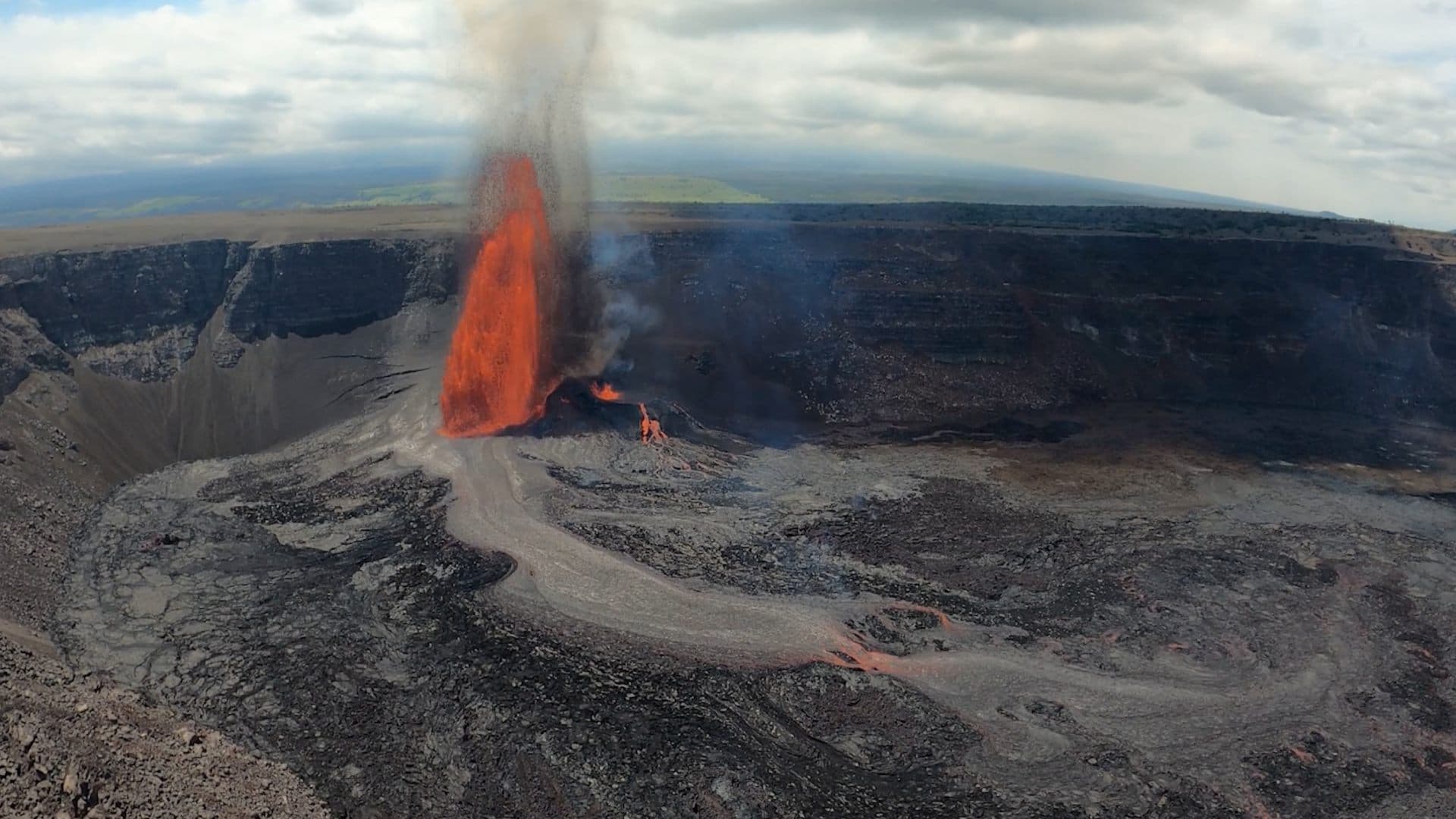 Video de Nueva Erupción del Volcán Kilauea Hoy: Así se Ve Explosión de Lava
