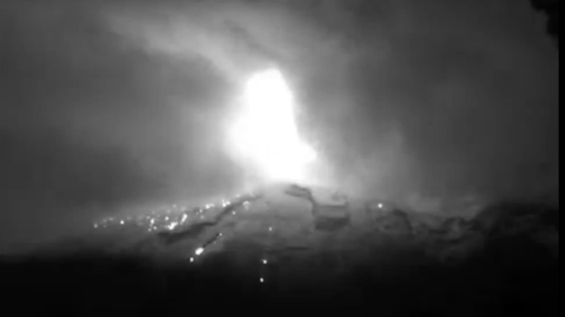 Actividad Erupción Explosión Volcán Popocatépetl Tormenta Puebla 2 de Junio de 2026