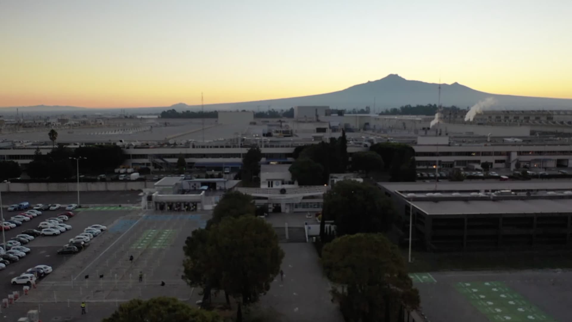 Trabajadores de Planta Automotriz en Puebla Votan Contra Oferta de Aumento Salarial