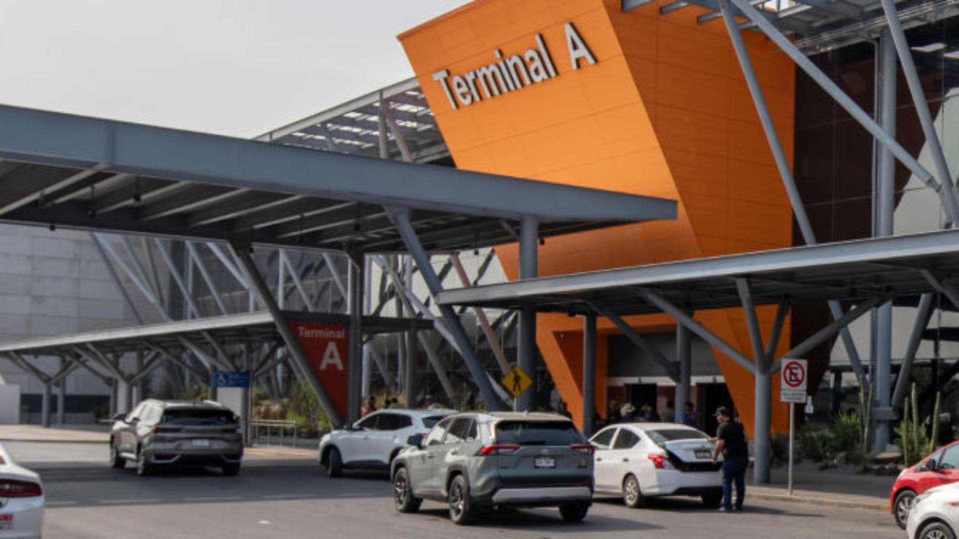 Restablecen Operaciones en el Aeropuerto de Monterrey