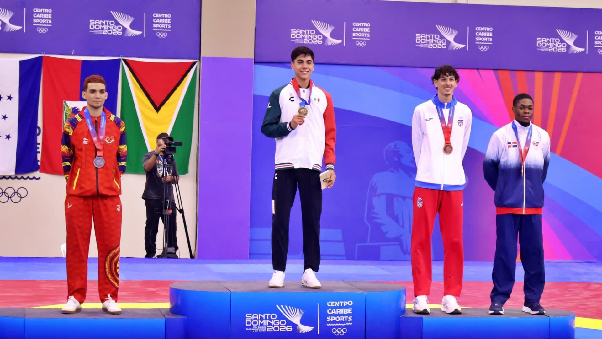 Zaid Pérez gana oro en taekwondo en Centroamericanos 2026