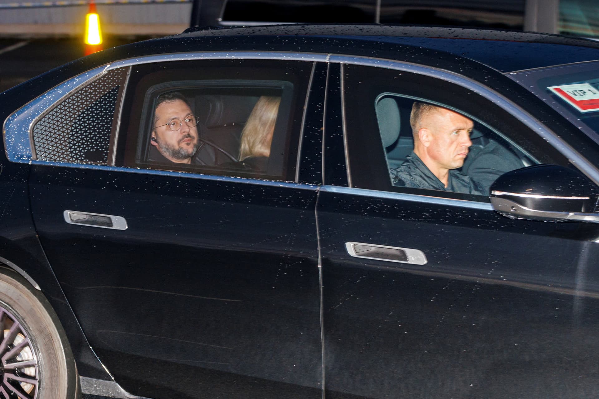 Zelenski en coche en Noruega por el funeral del Rey Harald V