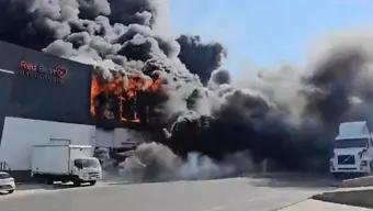 FOTO: Incendio en Parque Industrial de Querétaro
