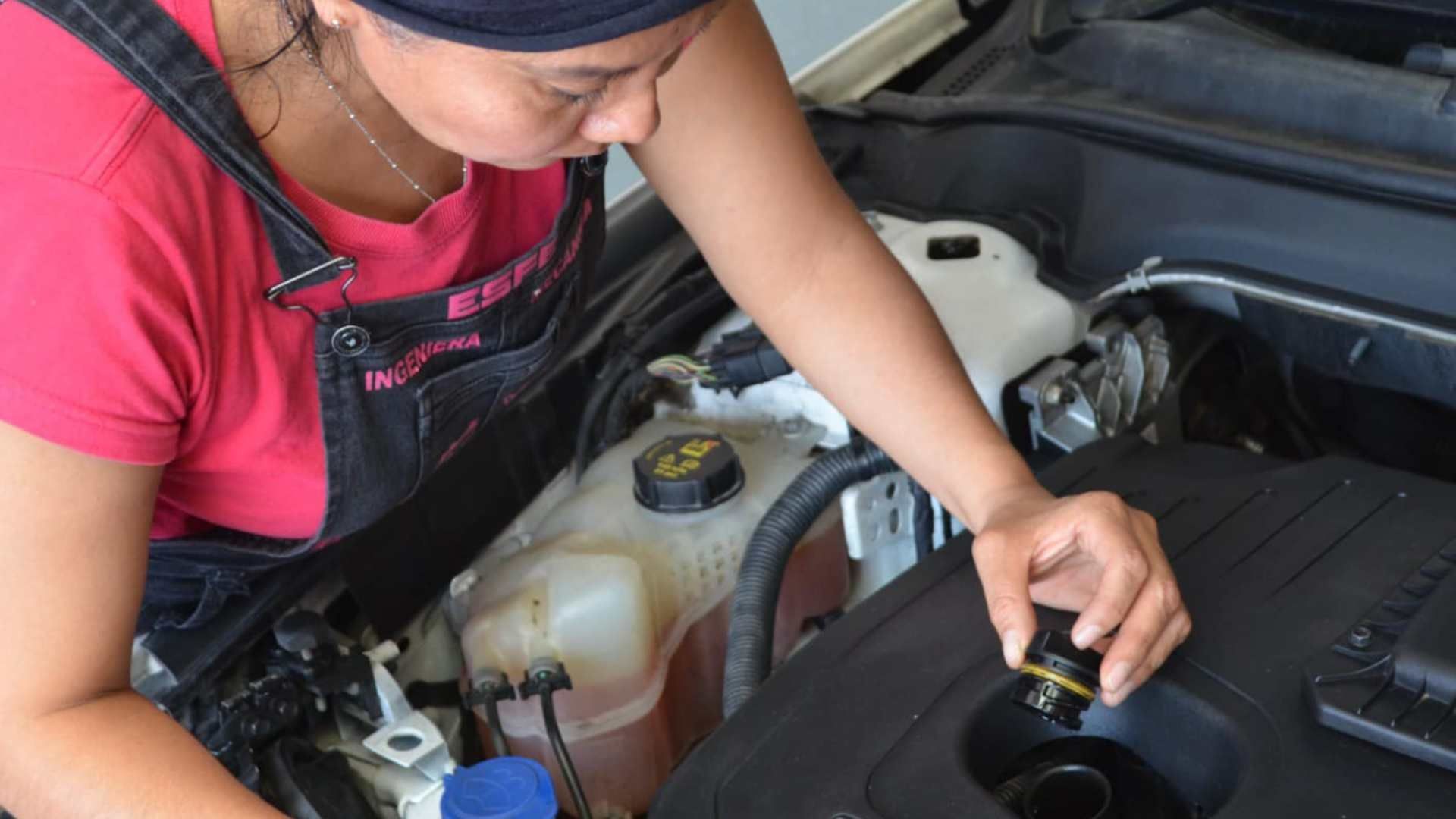 Ingeniería Rosa, Primer Taller Automotriz de Mujeres en CDMX