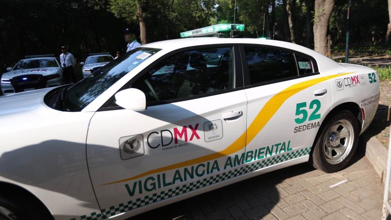 Las patrullas ambientales pueden imponer una multa a los vehículos que circulen en la CDMX