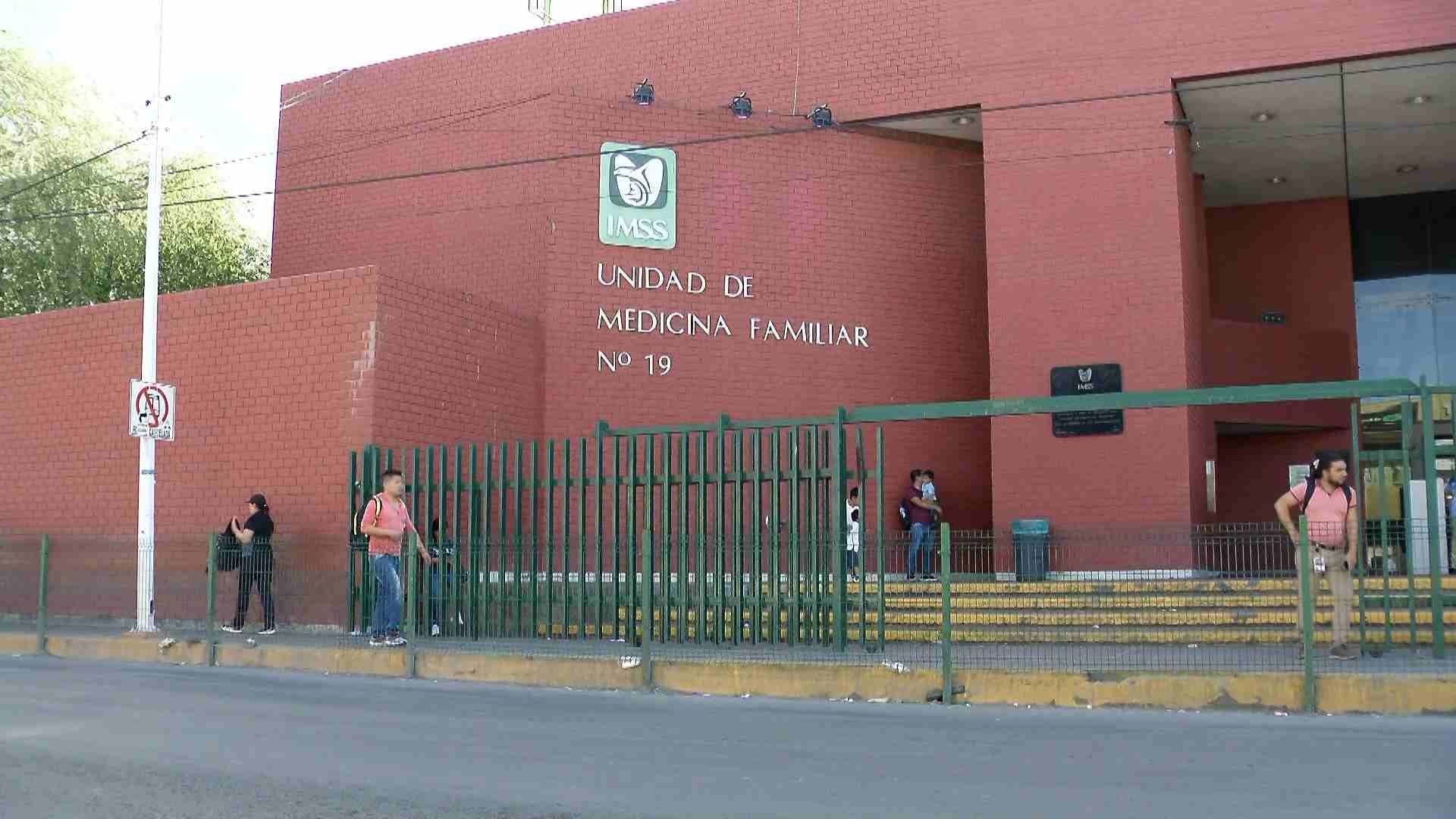 Hombre Acuchilla a su Esposa en Clínica del IMSS en Monterrey