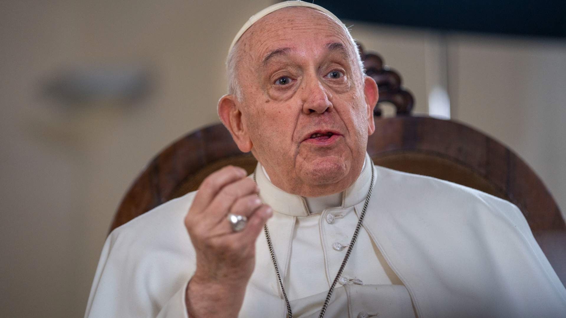 'La homosexualidad no es delito', reitera el Papa Francisco