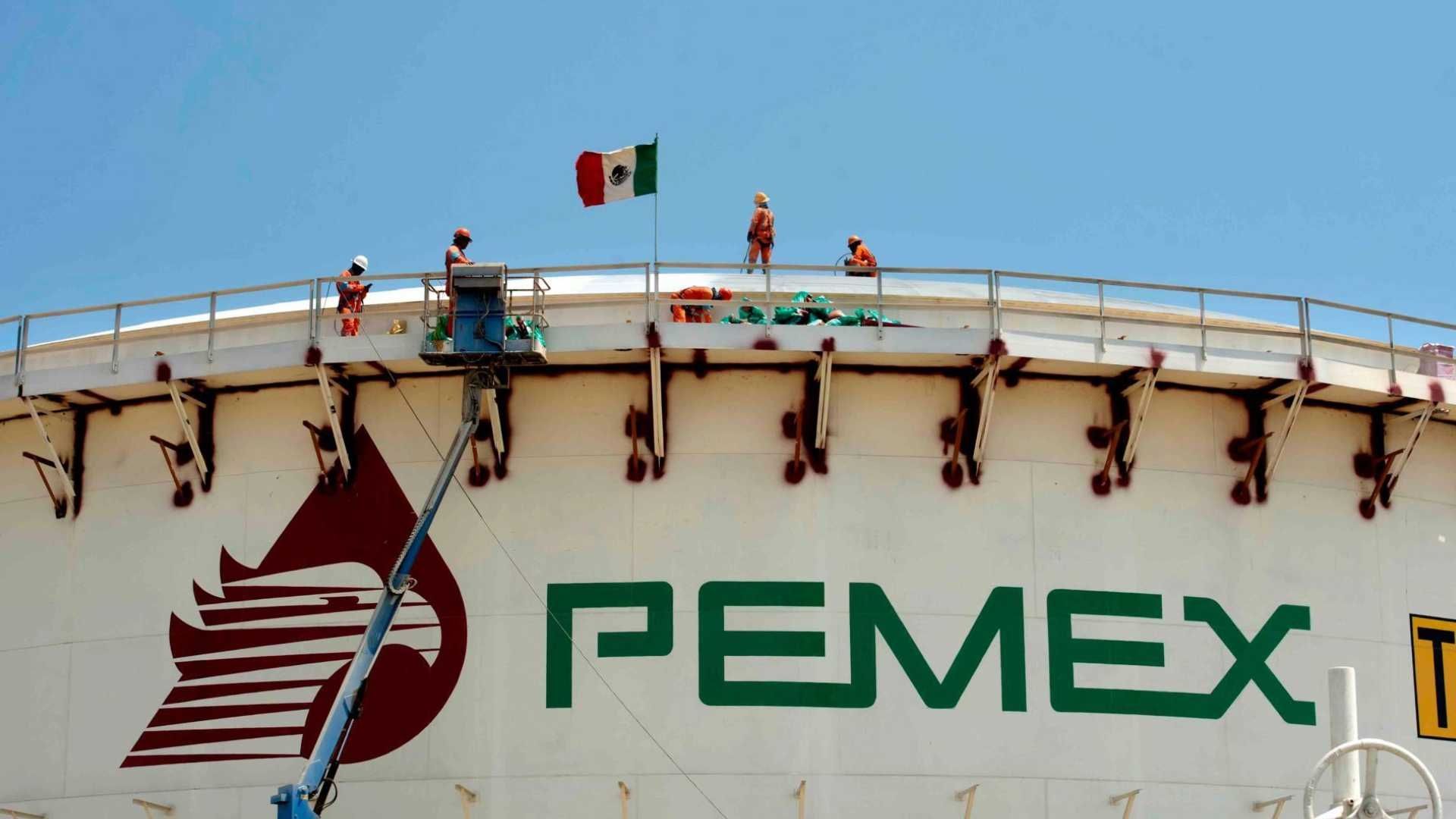 Pemex coloca 2 mil mdd en bonos con lo que planea refinanciar su deuda