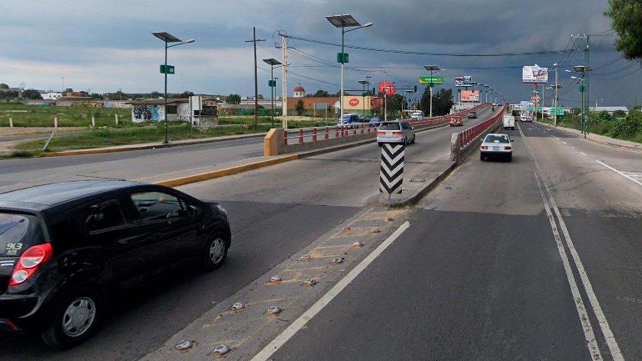 En el reglamento de tránsito de las carreteras está señalado que los usuarios puede acceder a la estaciones de servicio