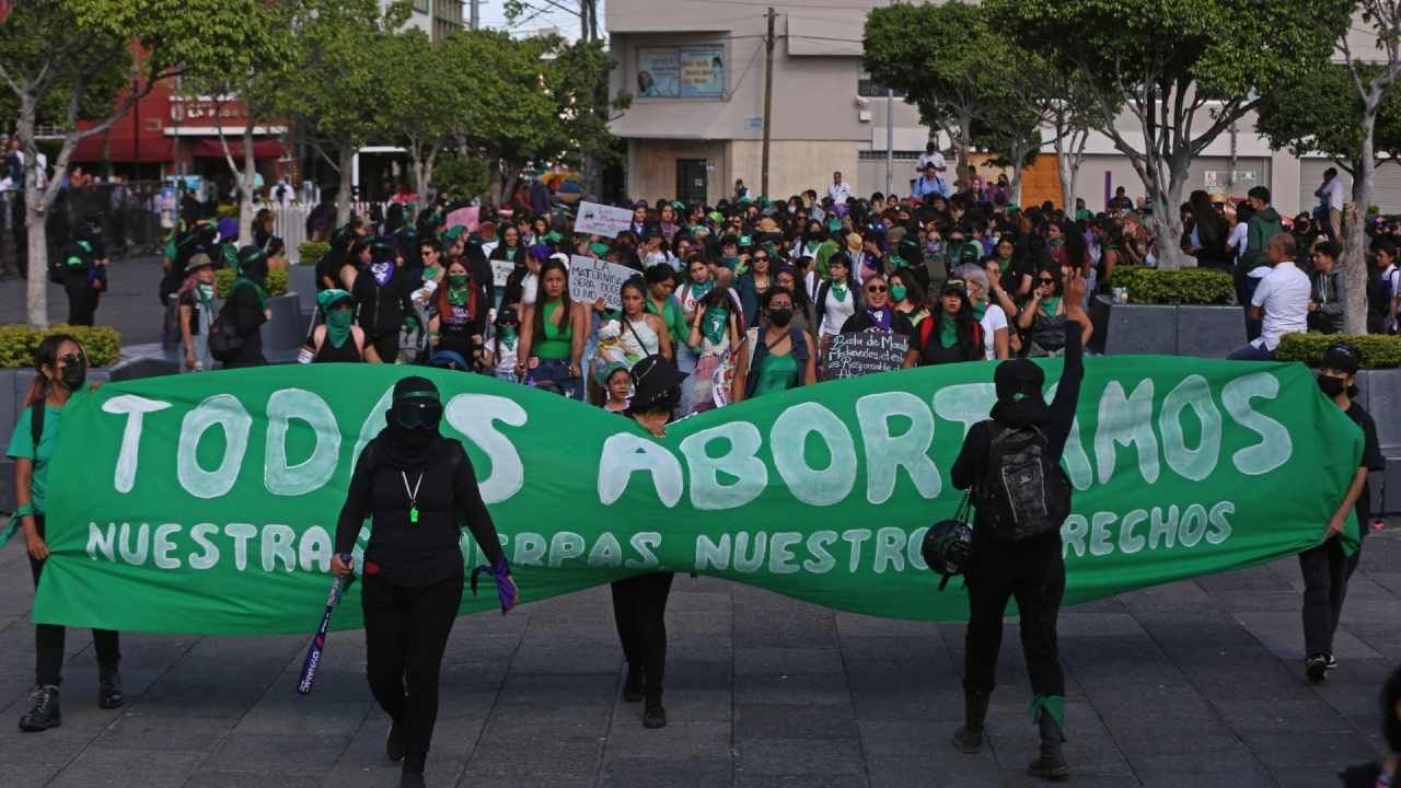 Tras despenalización de aborto en México, activistas latinoamericanas ven clave de lucha