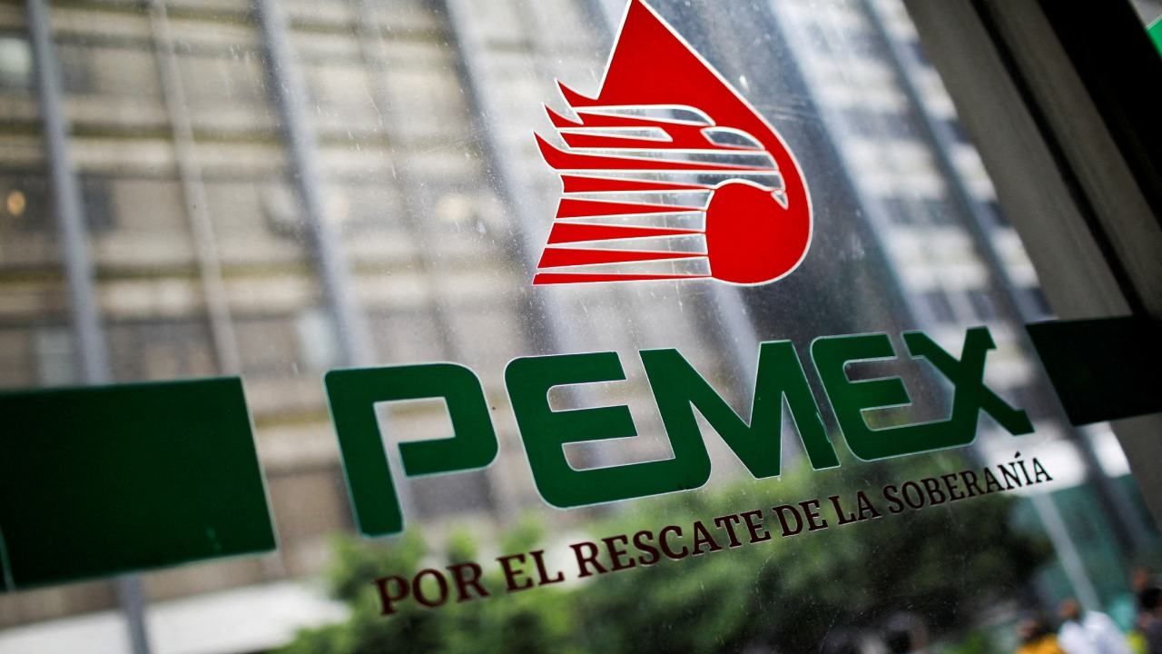 pemex alerta por fraudes que invitan a invertir en empresas a su nombre