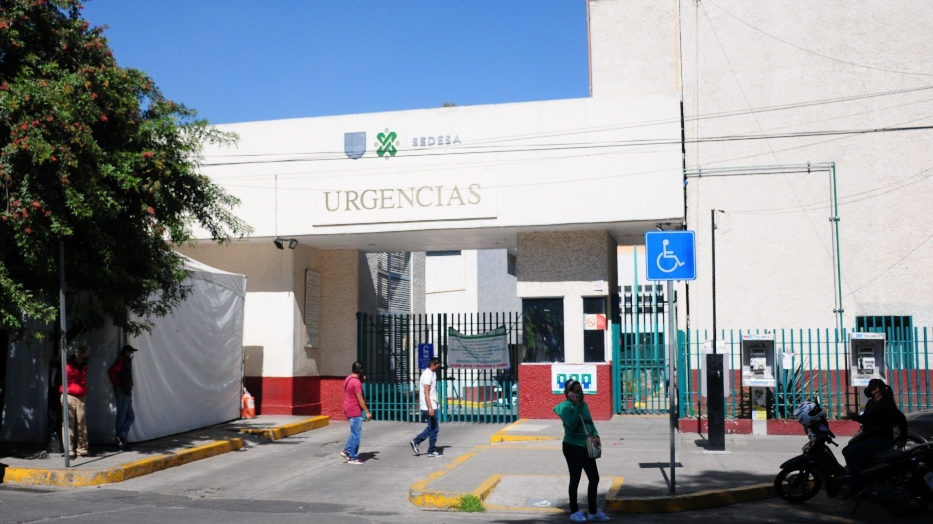 Fachada del Hospital Rubén Leñero, en la Alcaldía Miguel Hidalgo