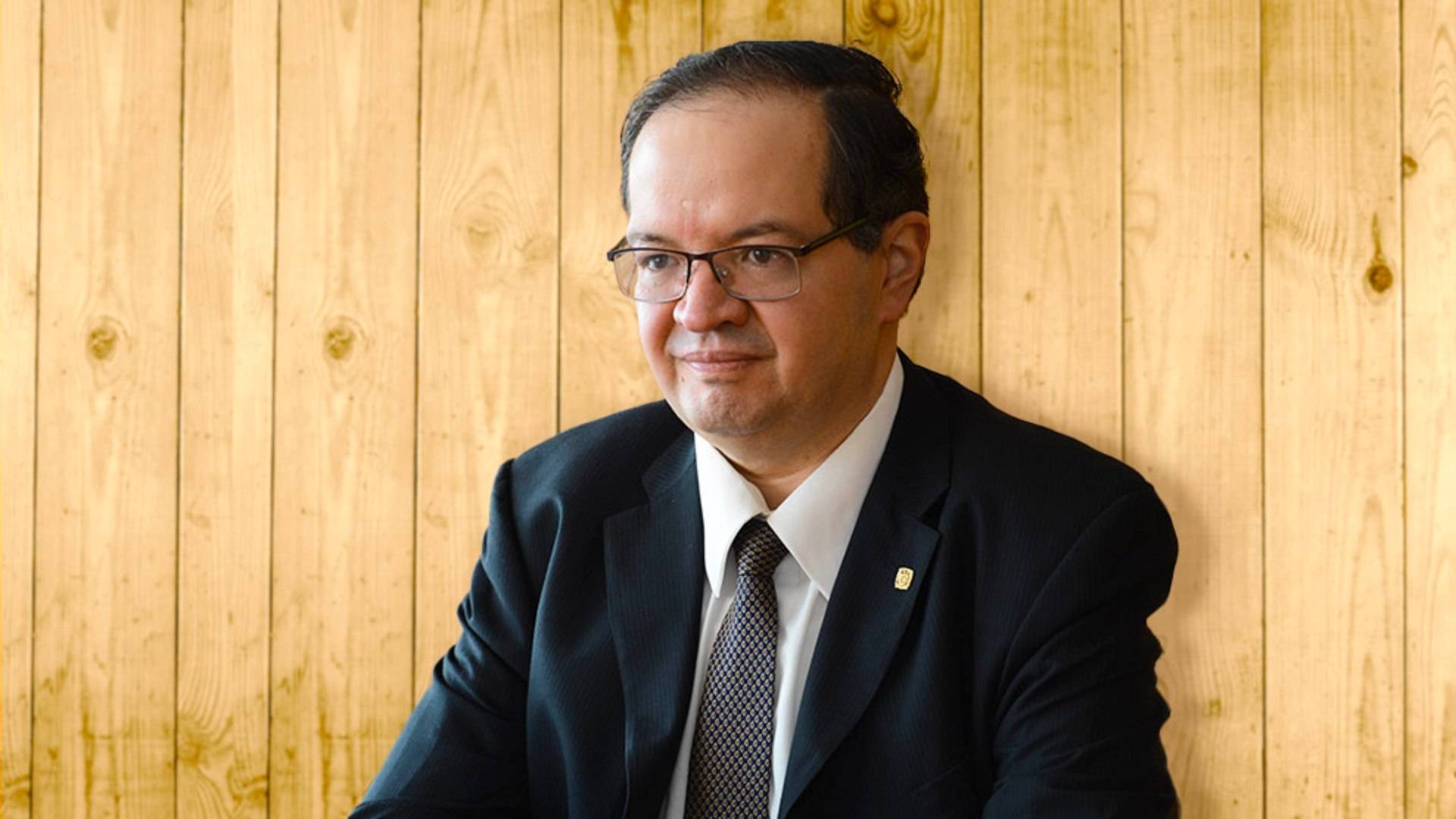 Leonardo Lomelí es Historiador por la UNAM