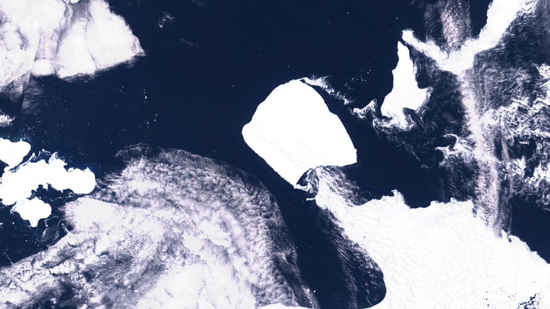 Iceberg Más Grande del Mundo Vuelve a Estar en Movimiento tras 30 Años Encallado
