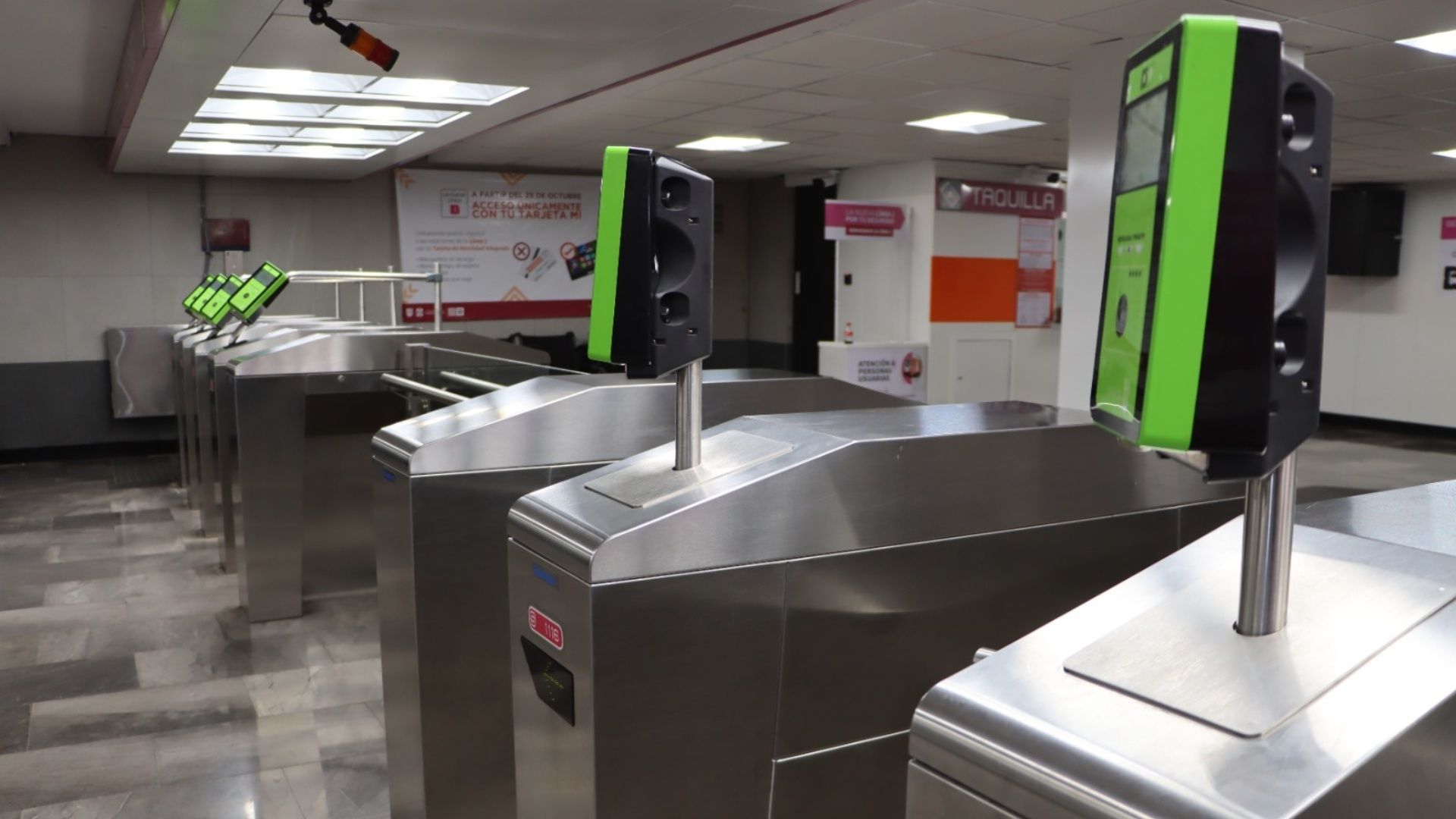  Metro CDMX Instala Torniquetes Especiales Para Transbordo en Isabel La Católica