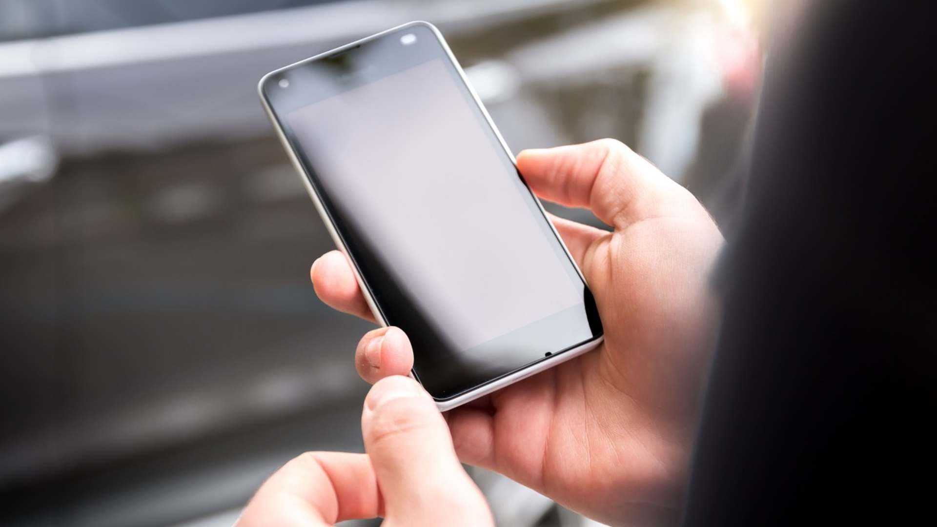 Los usuarios reportaron la caída del servicio de telefonía celular a lo largo del país