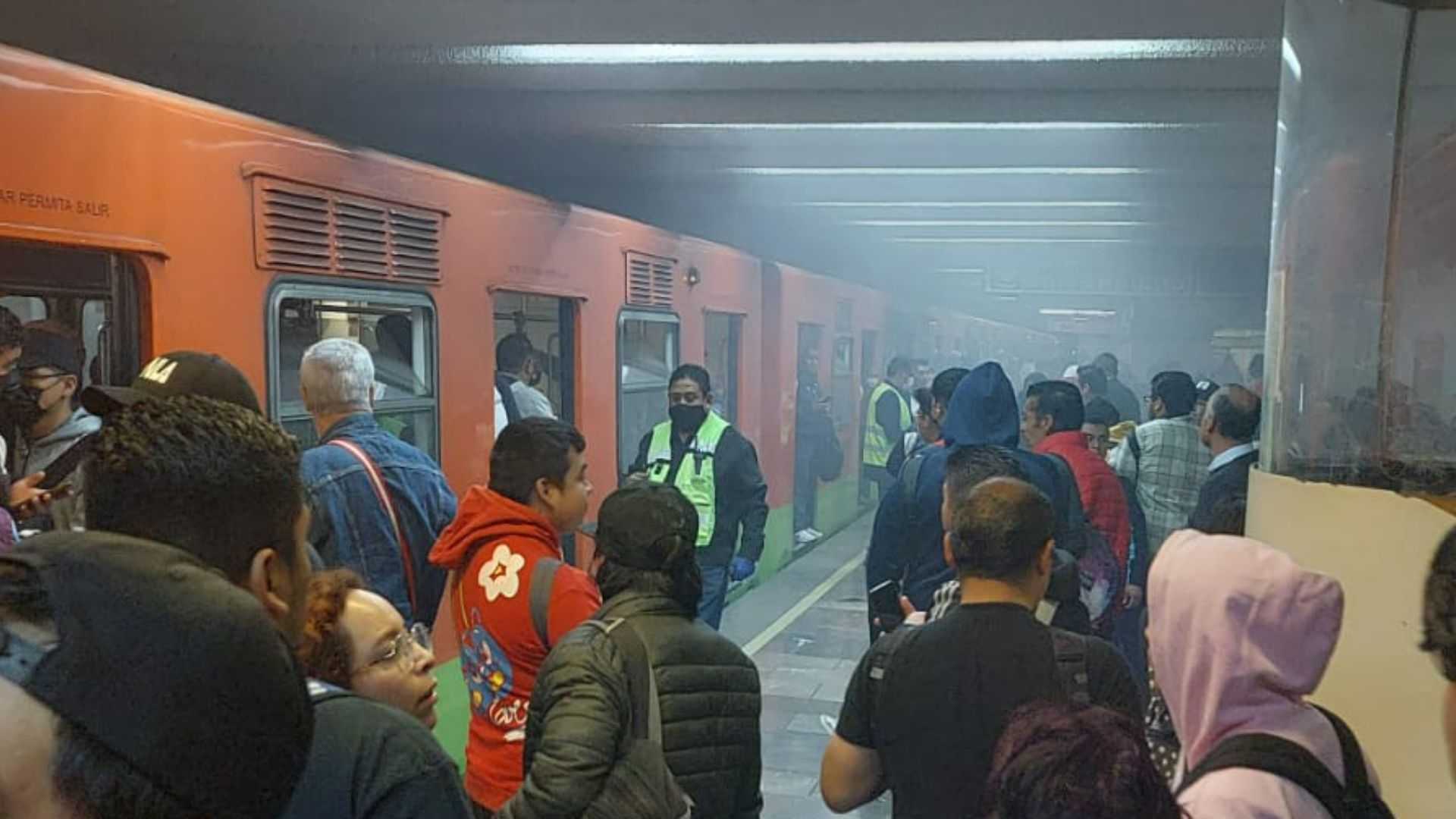 Los usuarios del Metro CDMX informaron sobre afectaciones en el servicio de la Línea 3 hoy; esto pasó