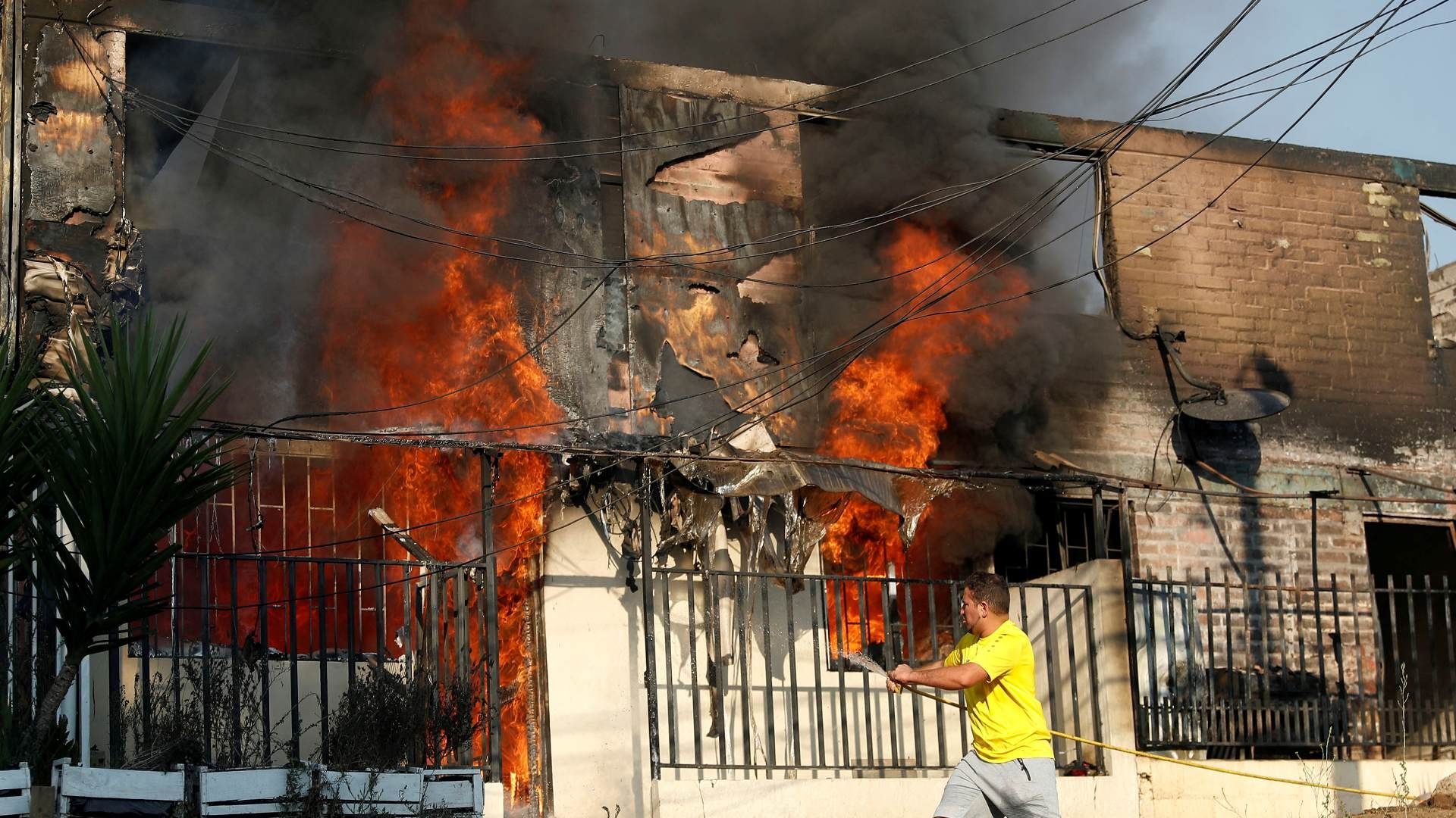 Tragedia en Valparaíso: Incendios forestales dejan al menos 64 muertos y destruyen miles de viviendas