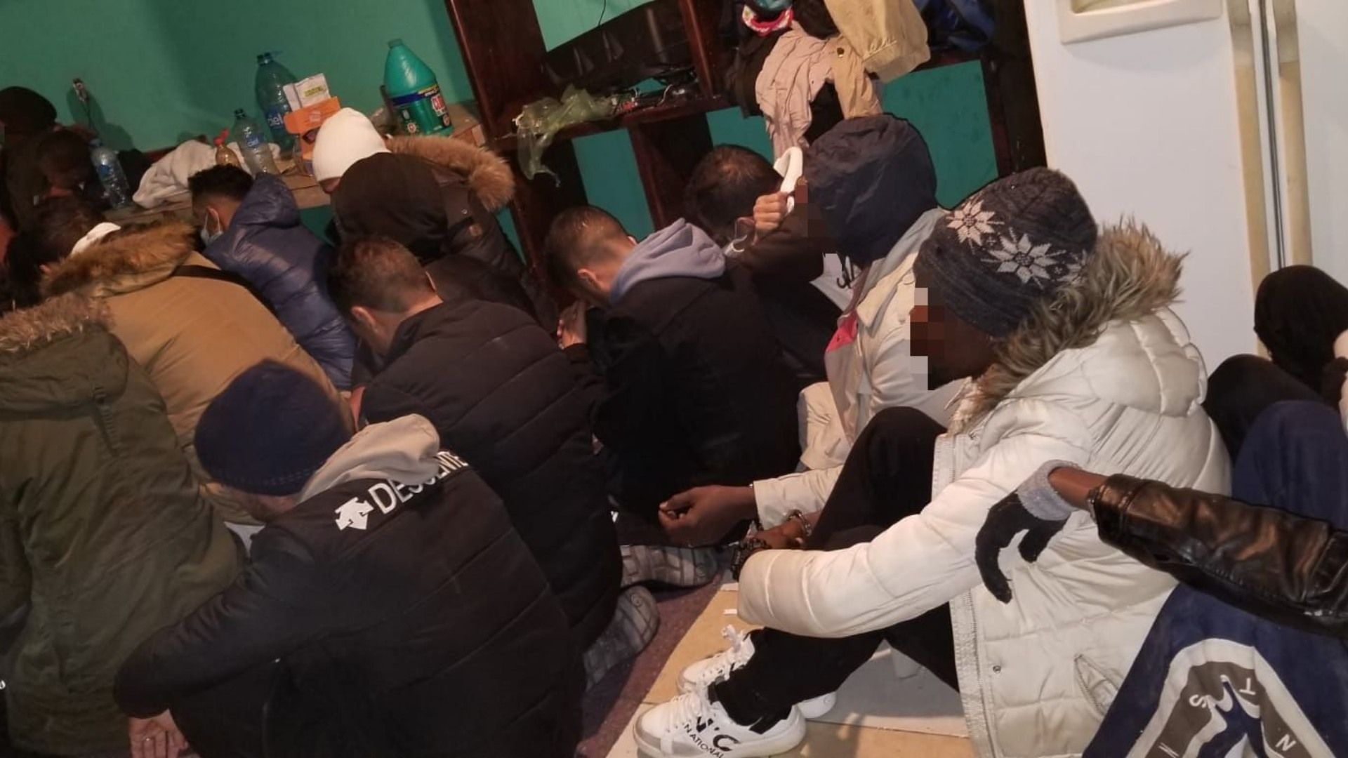 Rescatan a 22 Africanos Abandonas en Tijuana; Intentaban Cruzar Ilegalmente Hacia EU 