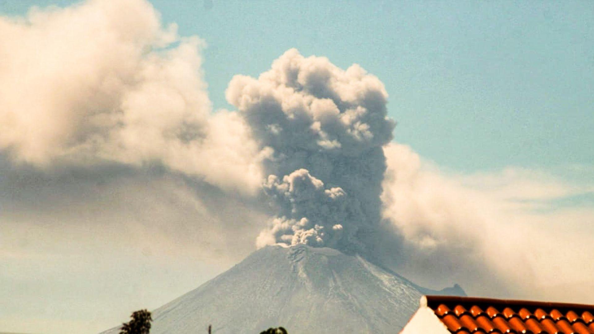 ¿Cómo Quitar la Ceniza Volcánica del Auto tras Exhalaciones del Volcán Popocatépetl? Así Limpias