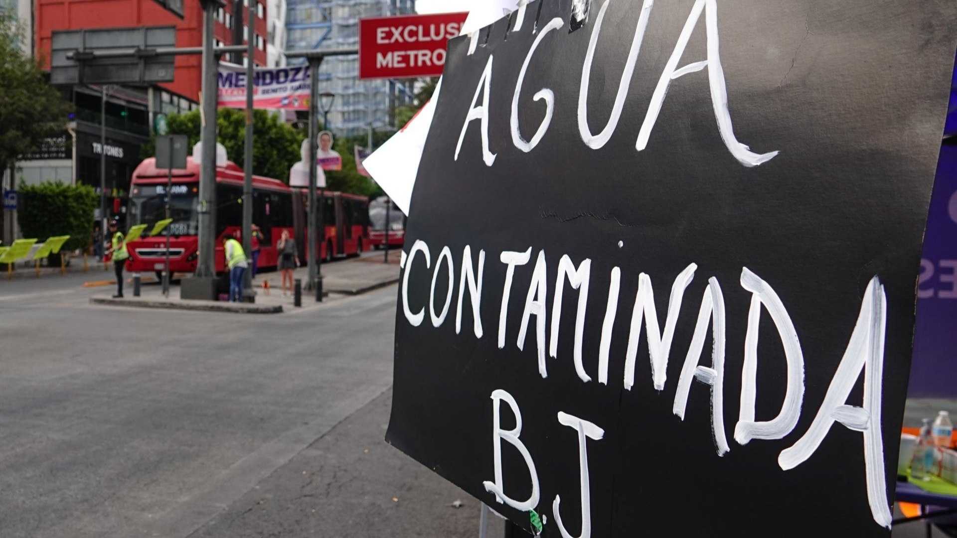 Protesta por agua contaminada en la alcaldía Benito Juárez
