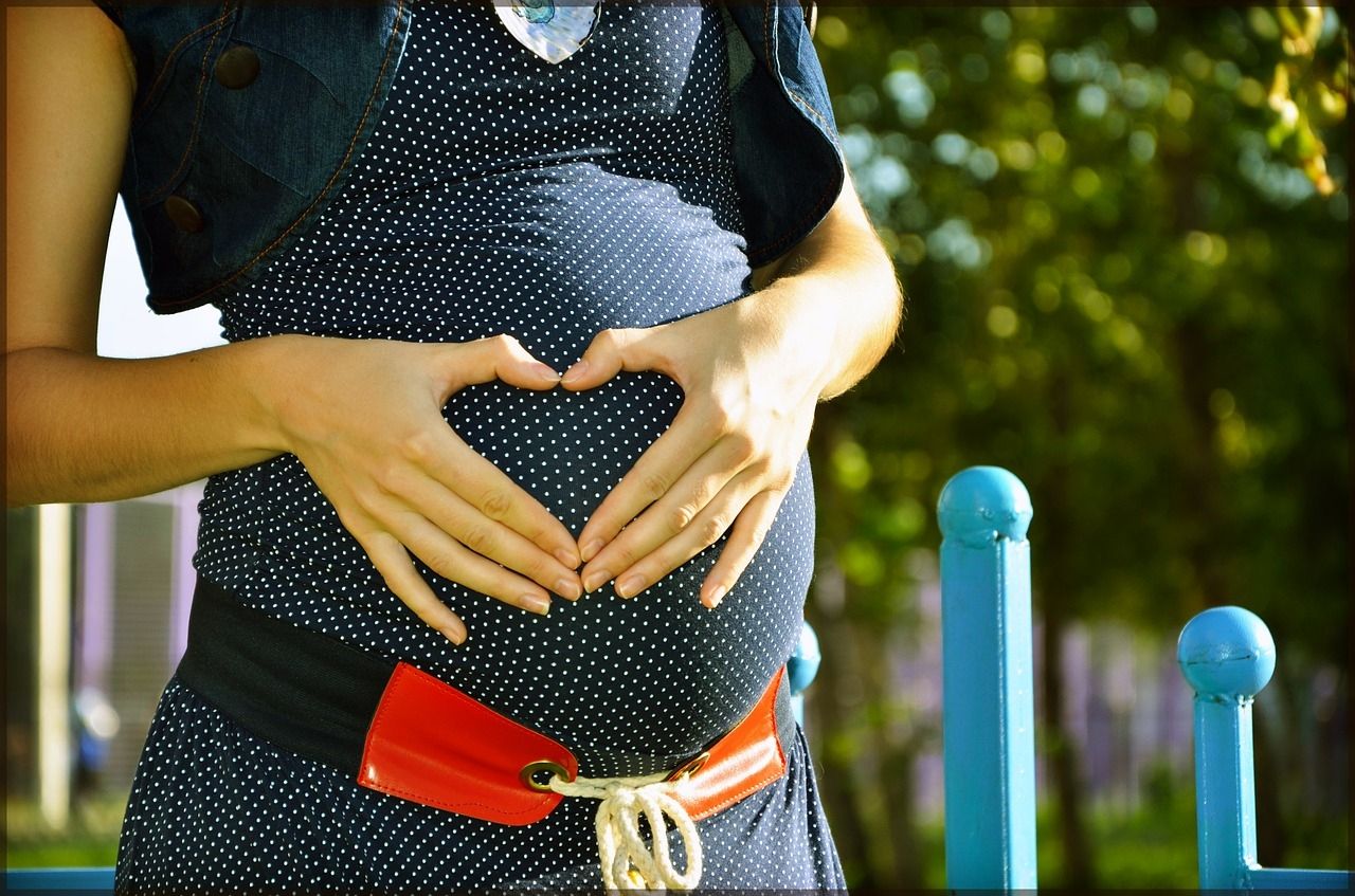 Estos son los mitos sobre la salud de las mujeres embarazadas y el eclipse solar