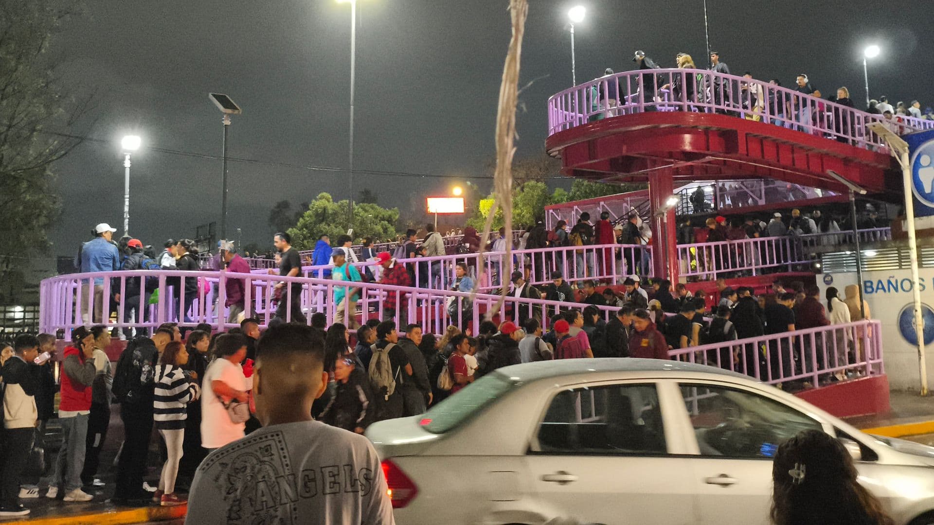¿Qué Pasó en la Línea 3 del Metro? Suspenden Más de 2 Horas Servicio de La Raza a Indios Verdes