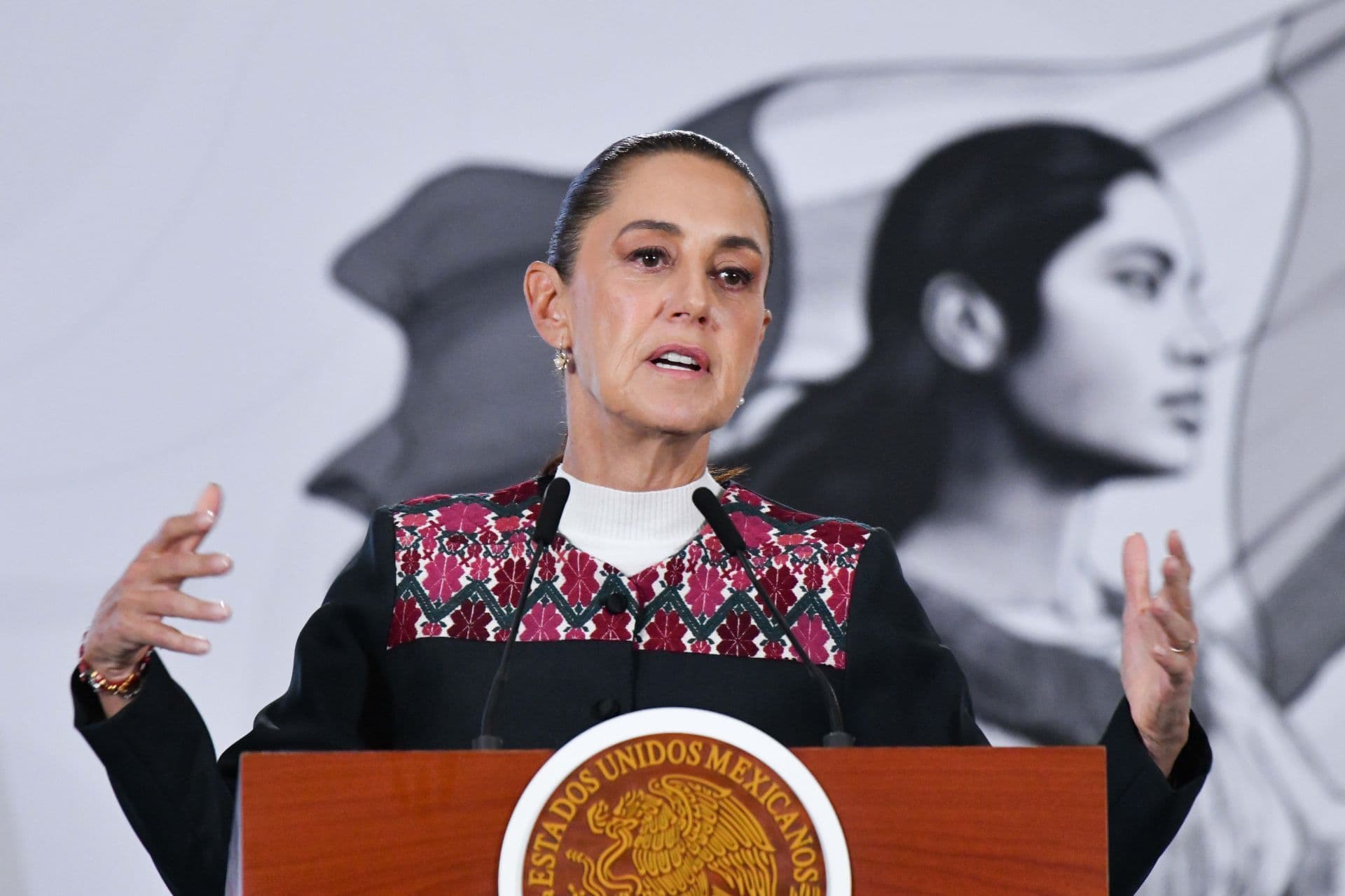Sheinbaum Felicitará a De la Espriella y Dice Cómo Será Relación con Colombia