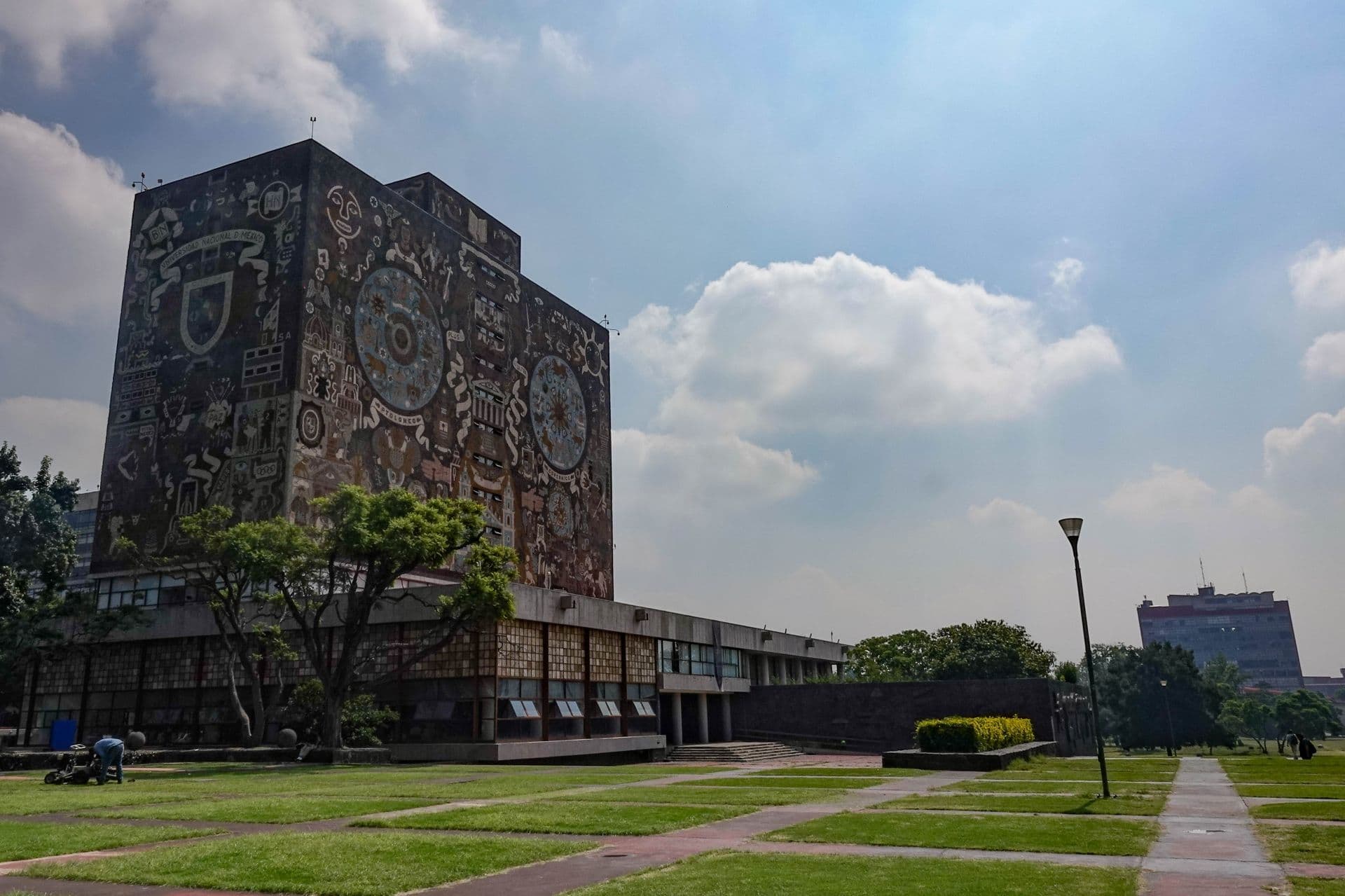 Baja Puntaje de Aspirantes a Carreras de la UNAM tras Aplicación de Examen de Control