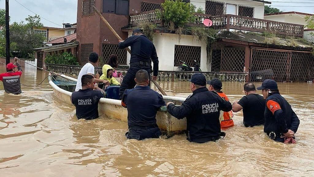 Activan Plan GN-A de Emergencia por Desbordamiento del Río Agua Dulce en Veracruz