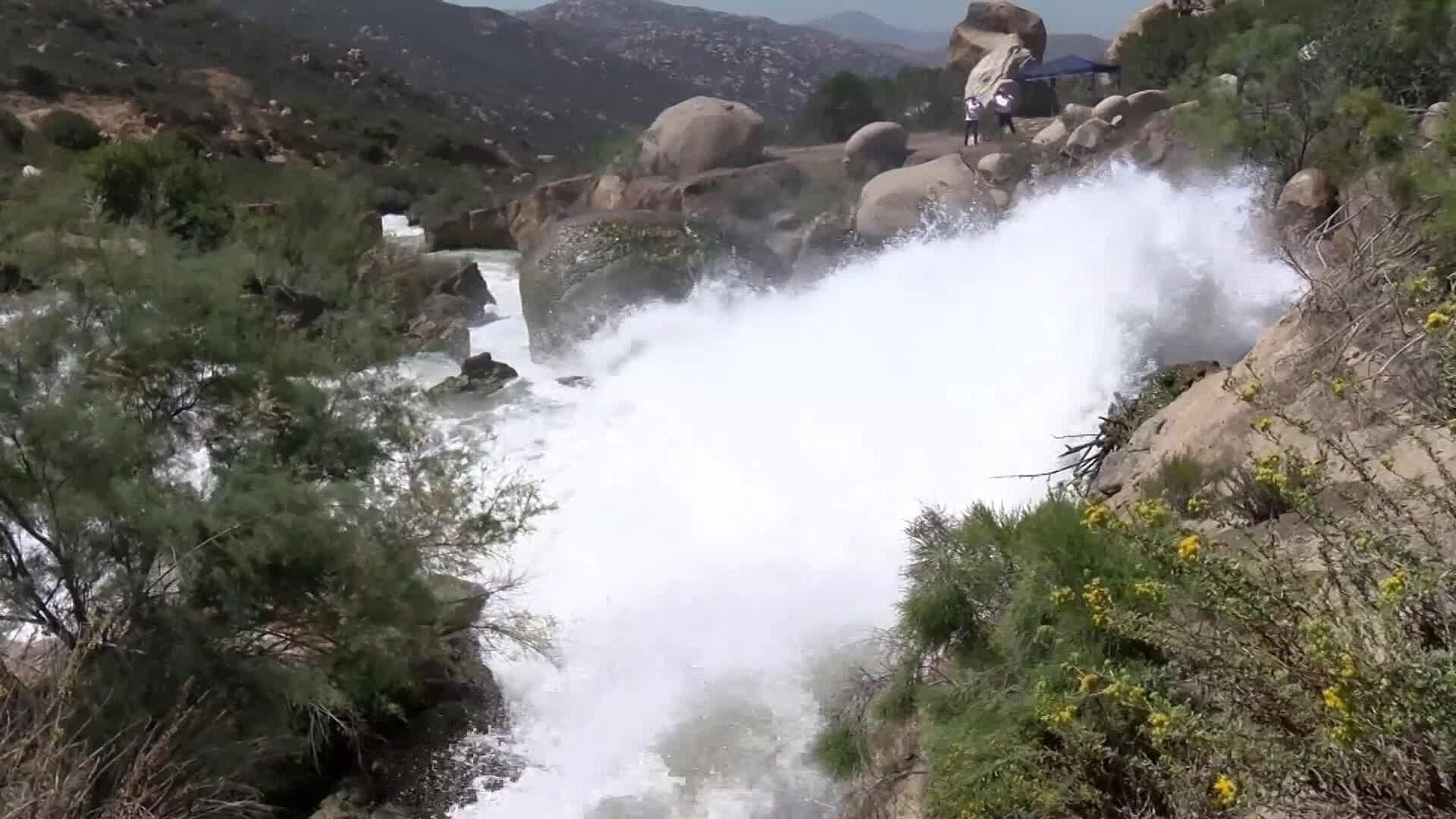SEPROA Repara Avería en Acueducto Río Colorado