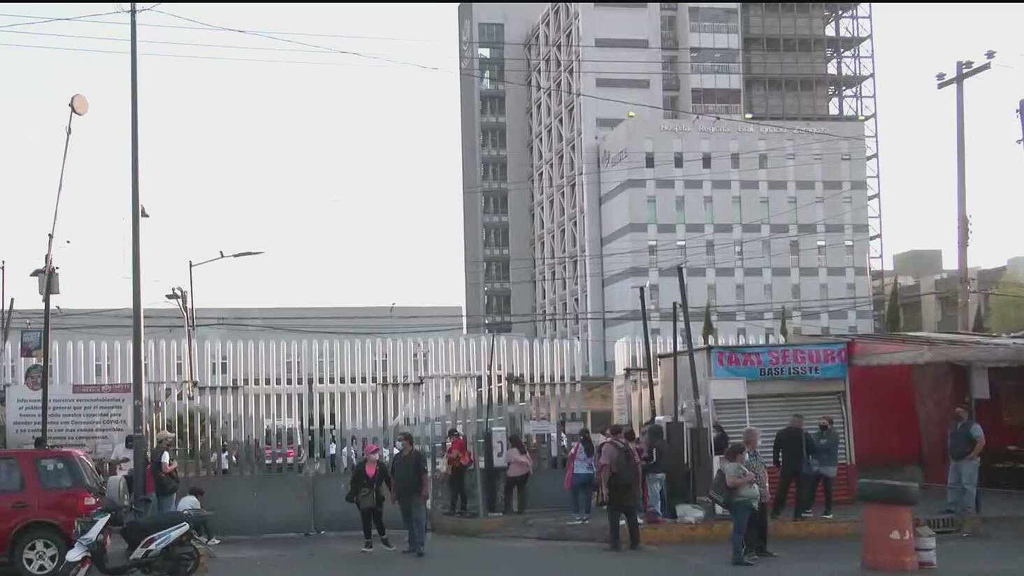 Llevan a hospital del ISSSTE a heridos del incendio en la FES Zaragoza