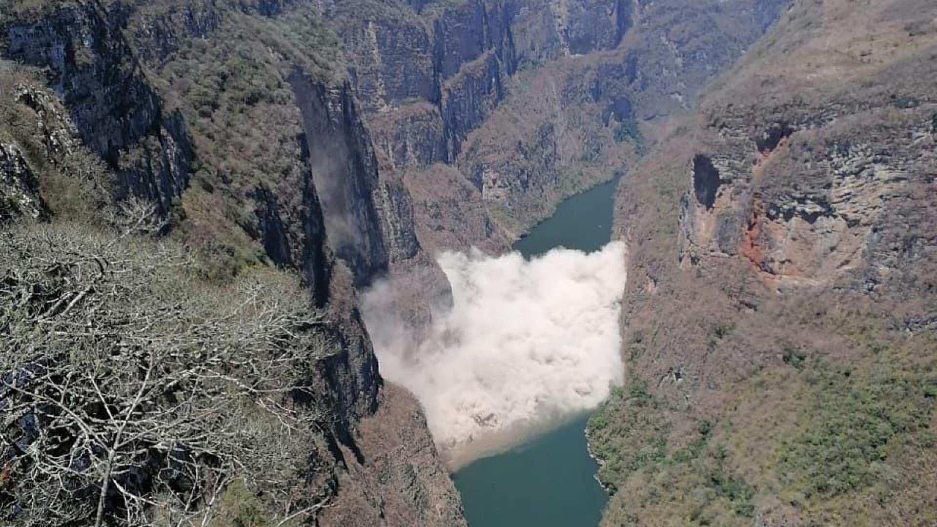Protección Civil descarta riesgos tras derrumbe en Cañón del Sumidero
